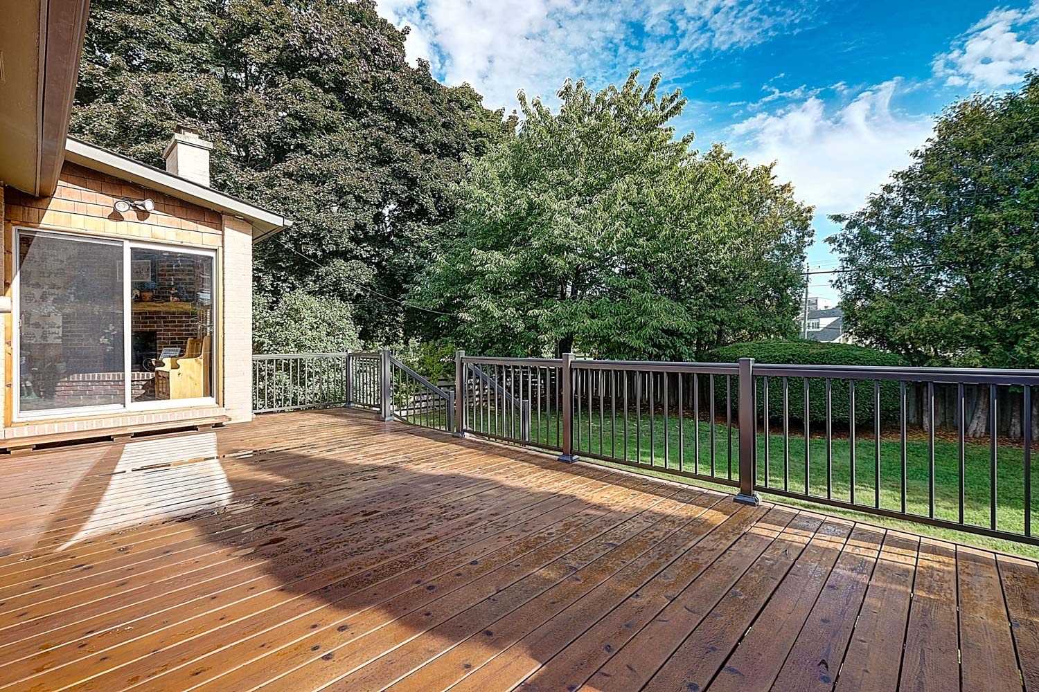 28 Ptarmigan Cres, Toronto, ON M3A1W3 | 3 Bedroom 2 Bathroom Detached House | Image 9