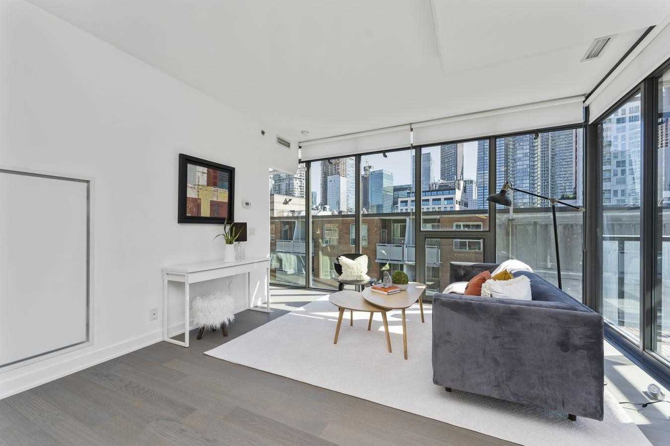 15 Beverley St, Toronto, ON M5T1X8 | 2 Bedroom 2 Bathroom Condo Apt | Image 12