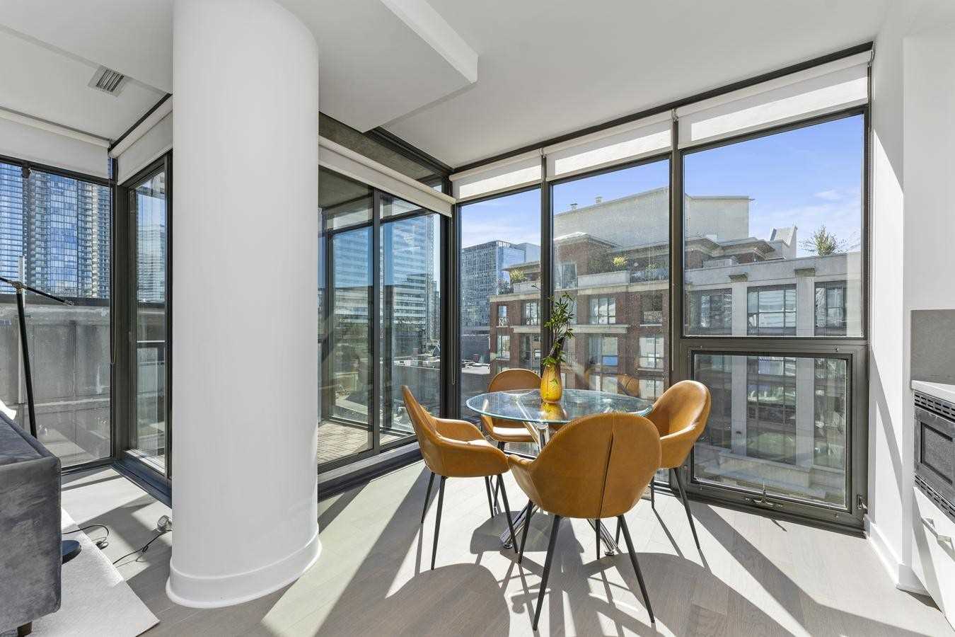 15 Beverley St, Toronto, ON M5T1X8 | 2 Bedroom 2 Bathroom Condo Apt | Image 15