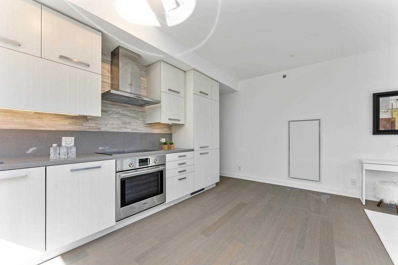 15 Beverley St, Toronto, ON M5T1X8 | 2 Bedroom 2 Bathroom Condo Apt | Image 18