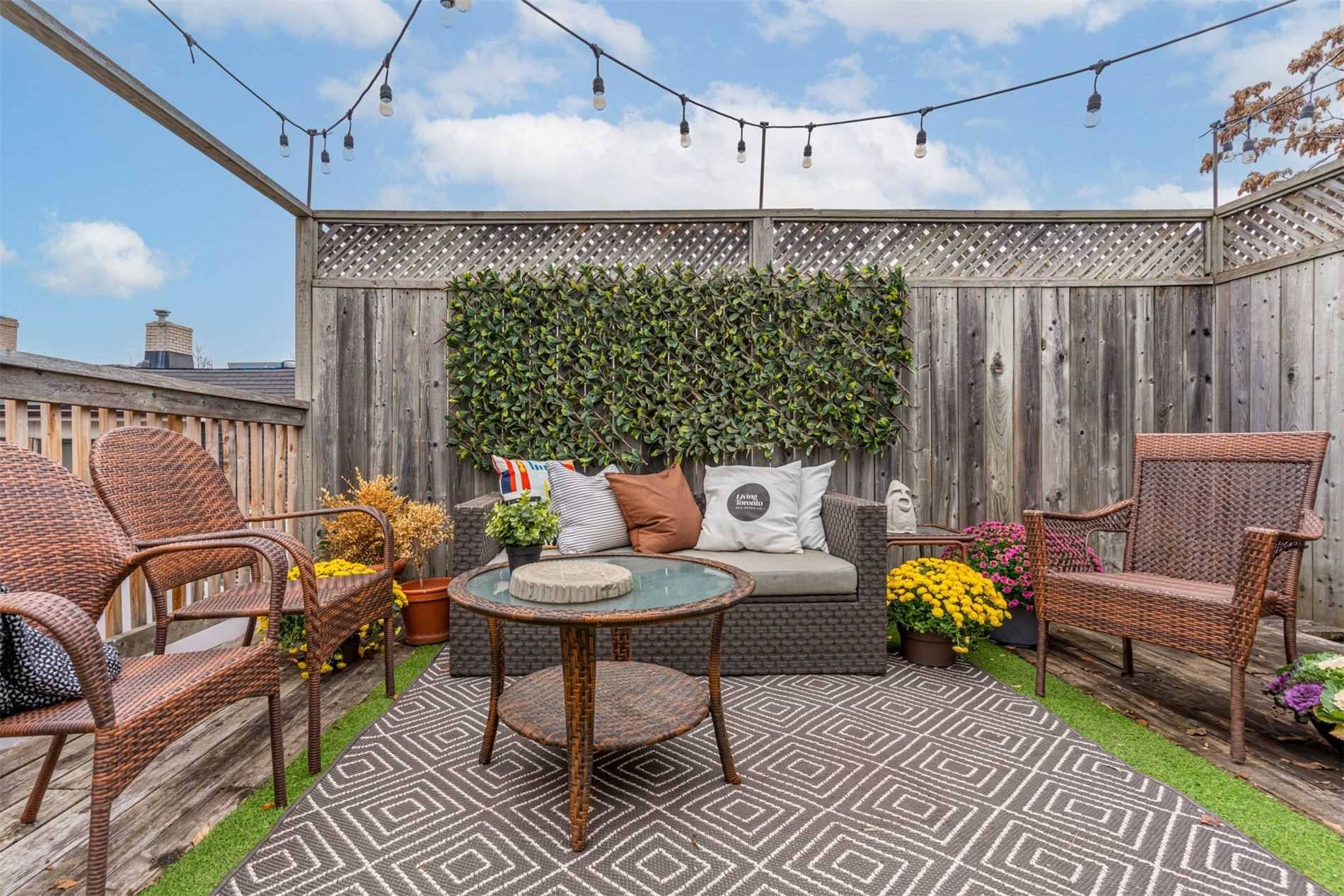 #204 - 264 Seaton St, Toronto, ON M5A2T4 | 2 Bedroom 2 Bathroom Condo Apt | Image 27