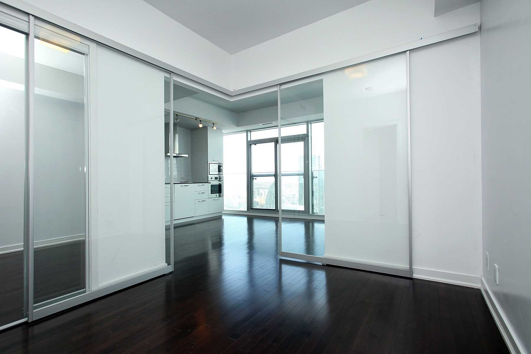 #6312 - 14 York St, Toronto, ON M5J2Z2 | 1 Bedroom 1 Bathroom Condo Apt | Image 16