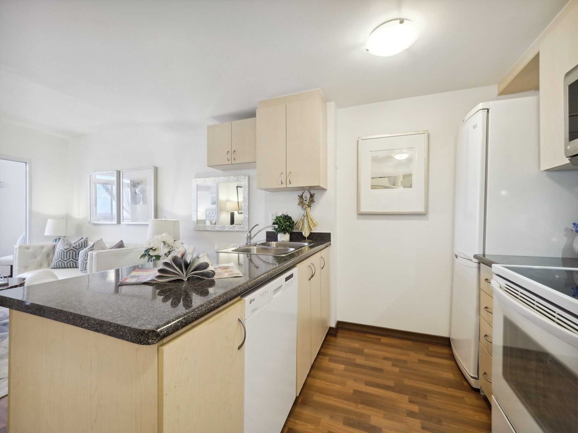 #906 - 15 Maplewood Ave, Toronto, ON M6C4B4 | 1 Bedroom 1 Bathroom Condo Apt | Image 13