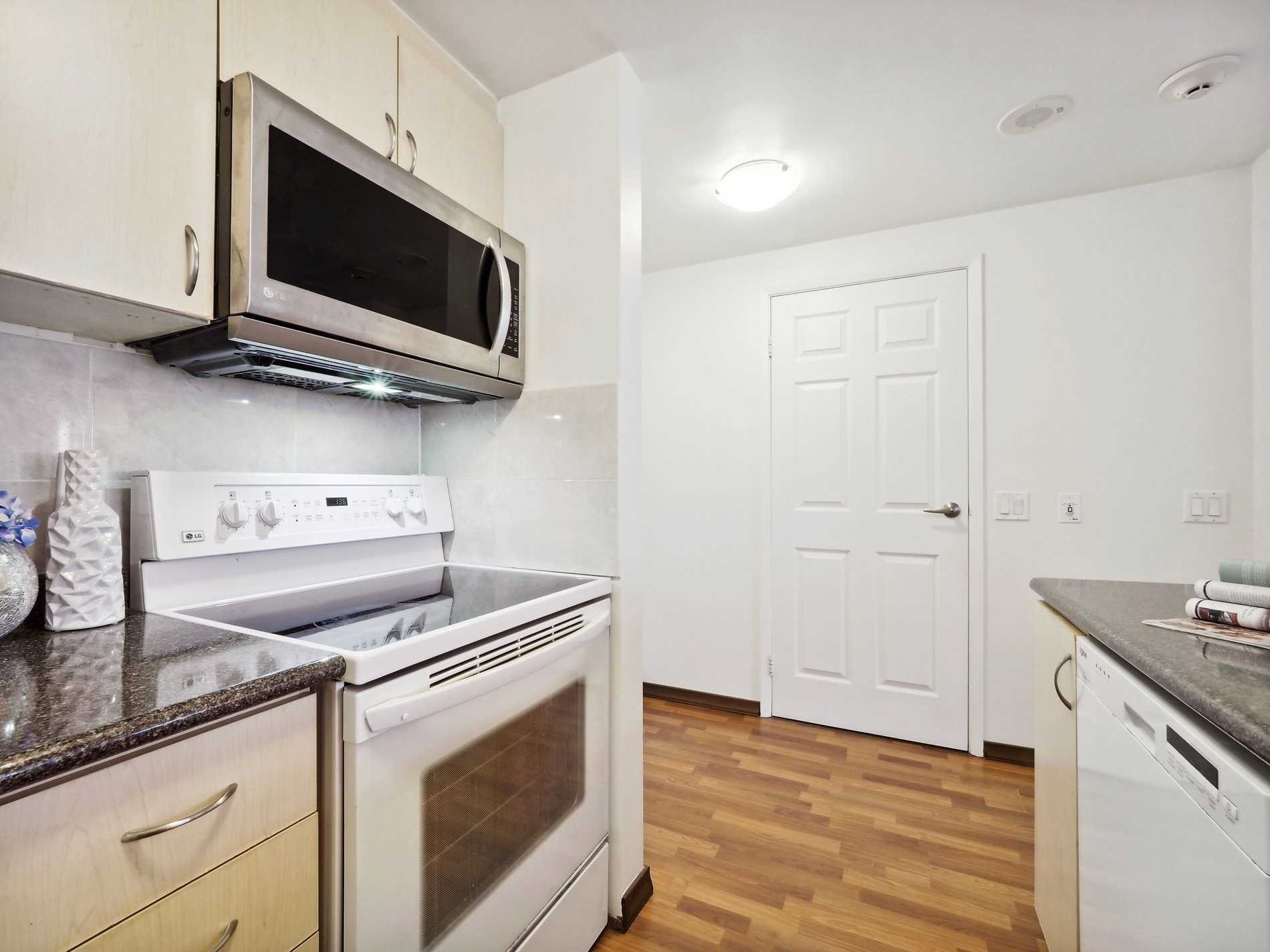 #906 - 15 Maplewood Ave, Toronto, ON M6C4B4 | 1 Bedroom 1 Bathroom Condo Apt | Image 16