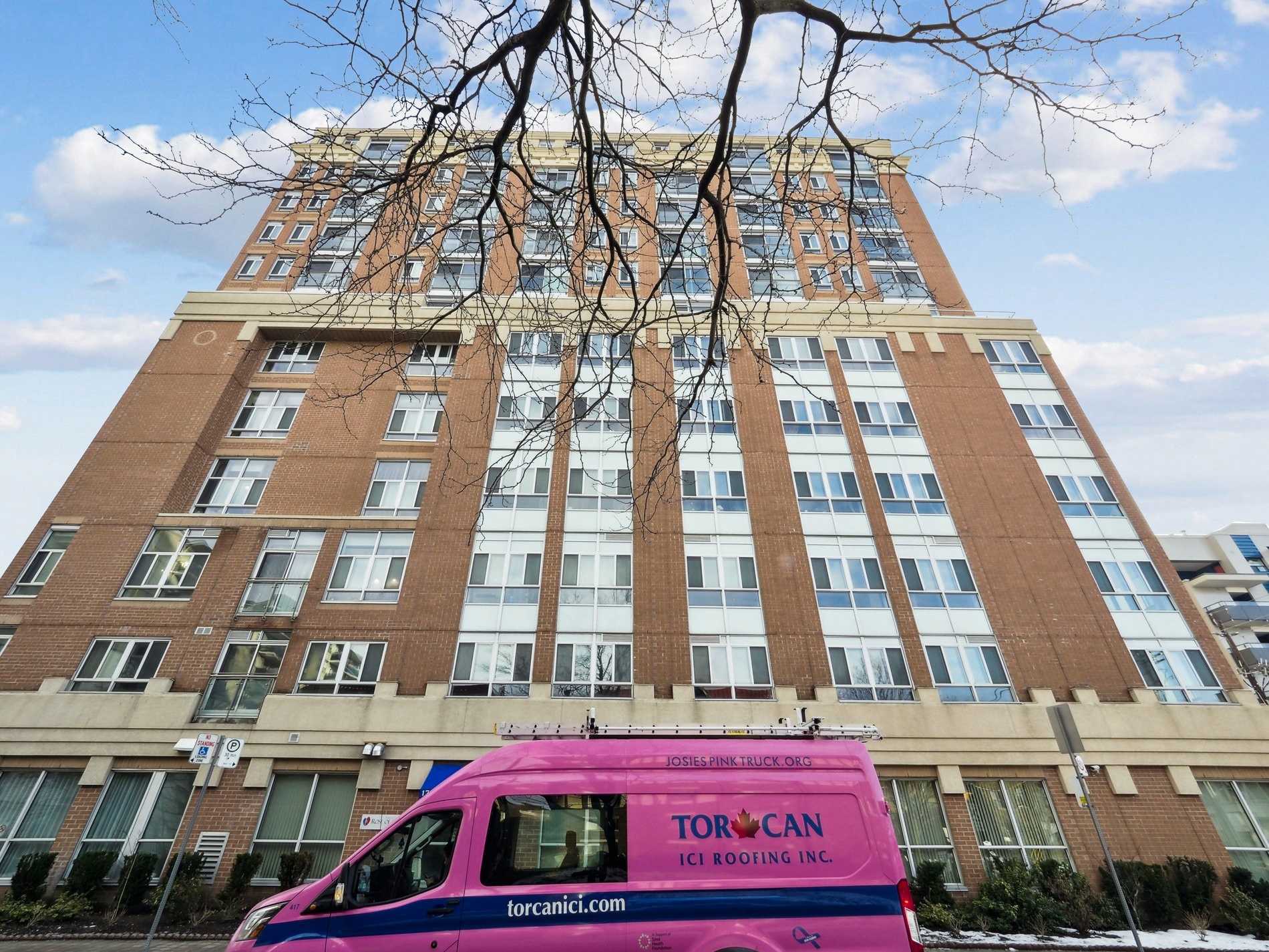 #906 - 15 Maplewood Ave, Toronto, ON M6C4B4 | 1 Bedroom 1 Bathroom Condo Apt | Image 4