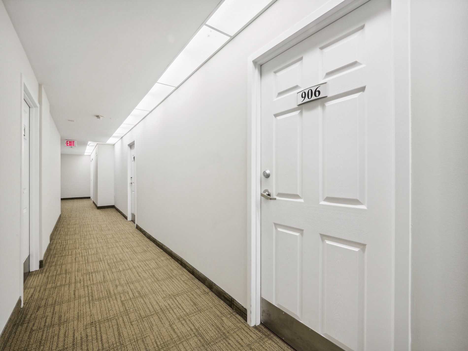 #906 - 15 Maplewood Ave, Toronto, ON M6C4B4 | 1 Bedroom 1 Bathroom Condo Apt | Image 5