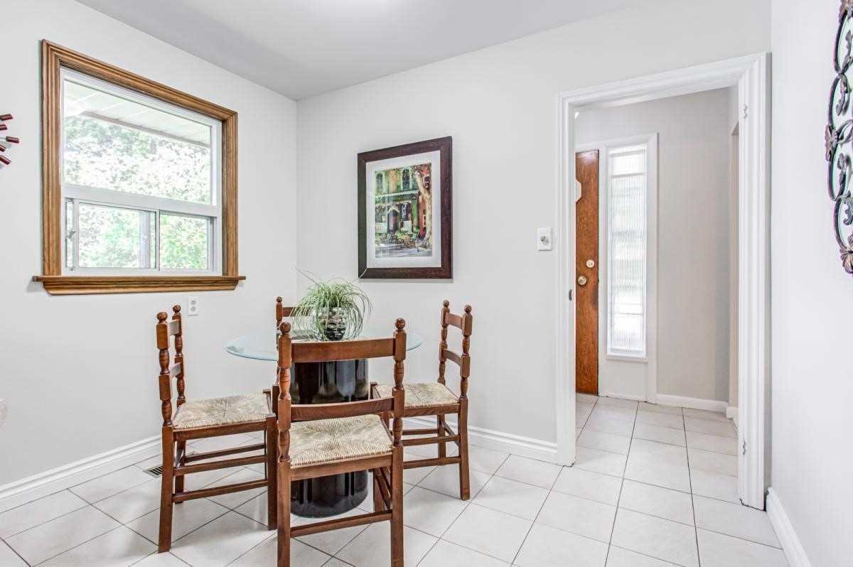 52 Wedgewood Dr, Toronto, ON M2M2H5 | 3 Bedroom 2 Bathroom Detached House | Image 14