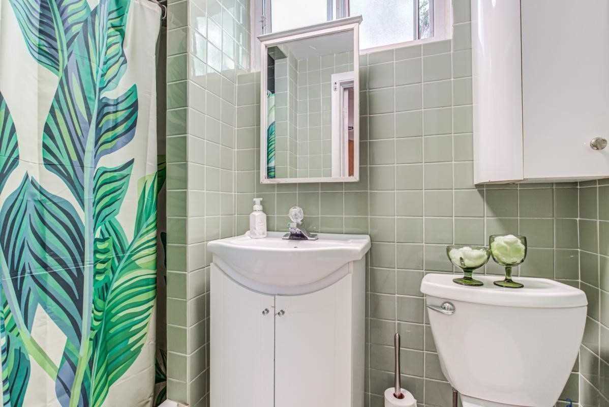 52 Wedgewood Dr, Toronto, ON M2M2H5 | 3 Bedroom 2 Bathroom Detached House | Image 17