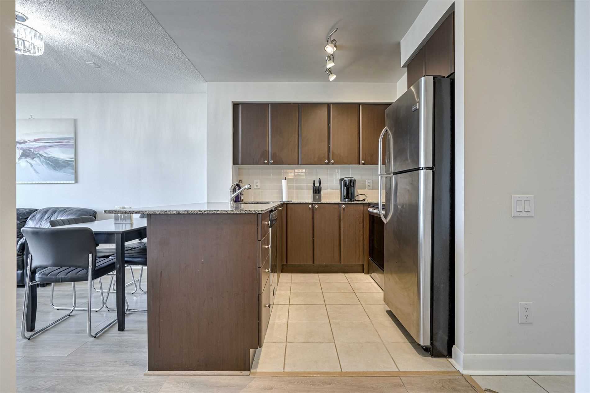 #527 - 525 Wilson Ave, Toronto, ON M3H1V1 | 1 Bedroom 1 Bathroom Condo Apt | Image 4