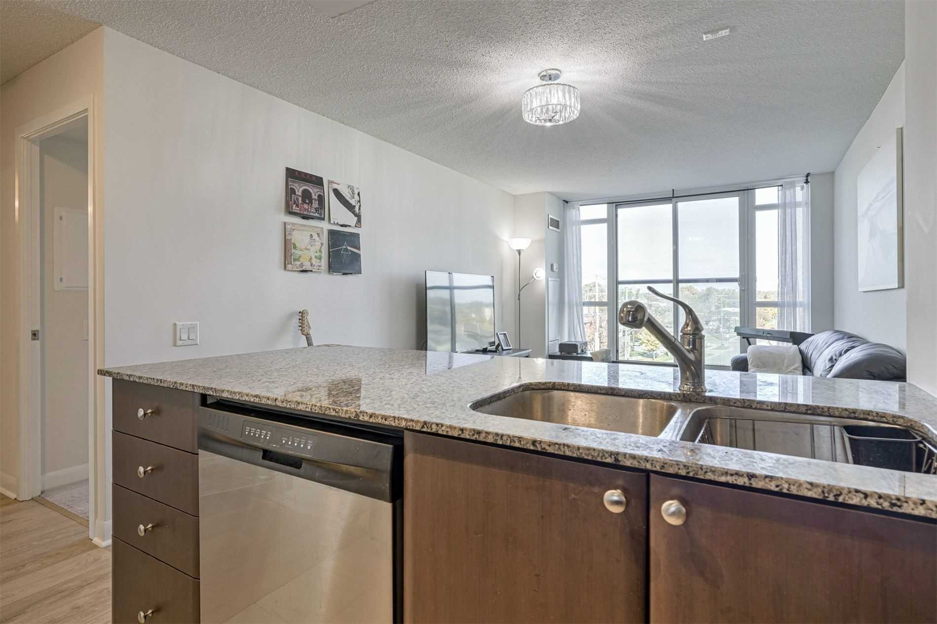 #527 - 525 Wilson Ave, Toronto, ON M3H1V1 | 1 Bedroom 1 Bathroom Condo Apt | Image 6