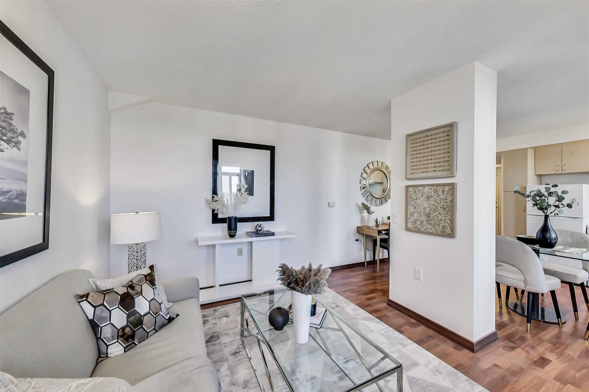 #901 - 15 Maplewood Ave, Toronto, ON M6C4B4 | 1 Bedroom 1 Bathroom Condo Apt | Image 9