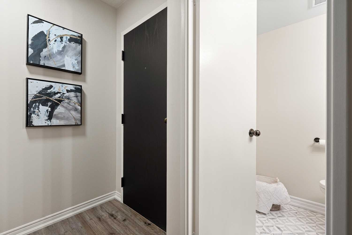 #1201 - 95 Lombard St, Toronto, ON M5C2V3 | 1 Bedroom 2 Bathroom Condo Apt | Image 6