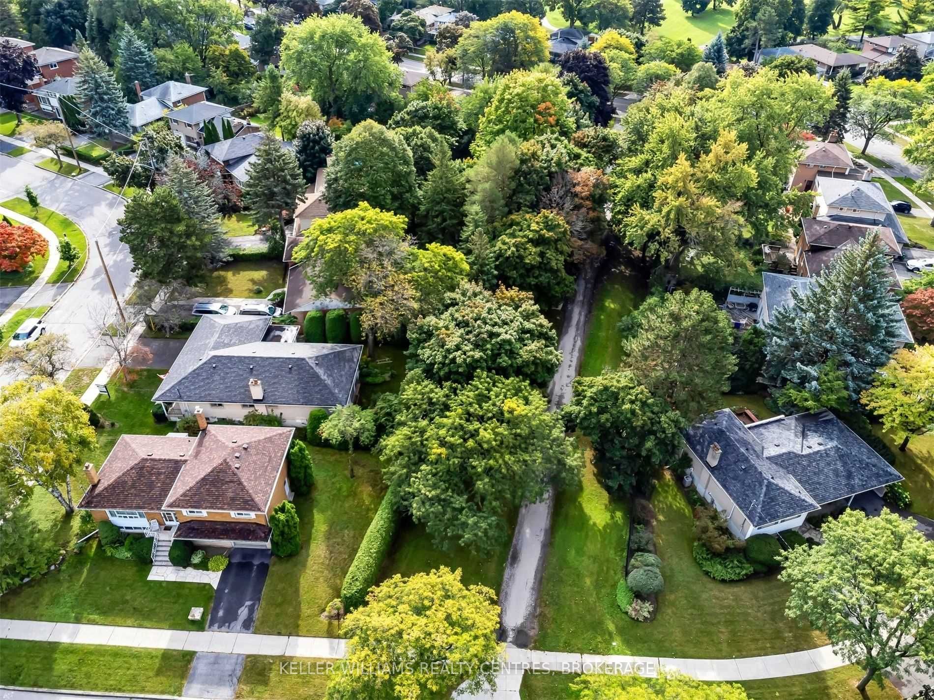 3 Prattley Dr, Toronto, ON M2J2K1 | 3 Bedroom 2 Bathroom Detached House | Image 37