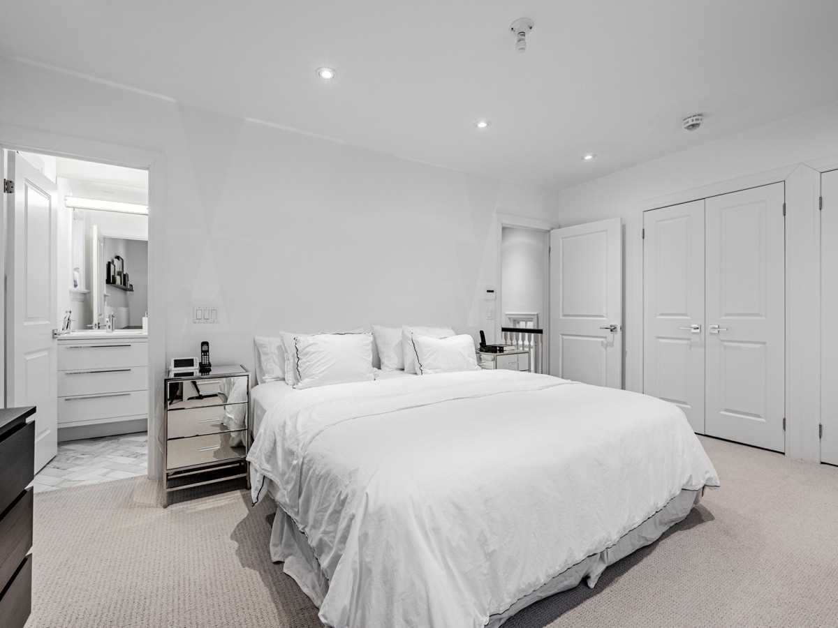 18 Peveril Hill N, Toronto, ON M6C3B1 | 3 Bedroom 3 Bathroom Detached House | Image 16