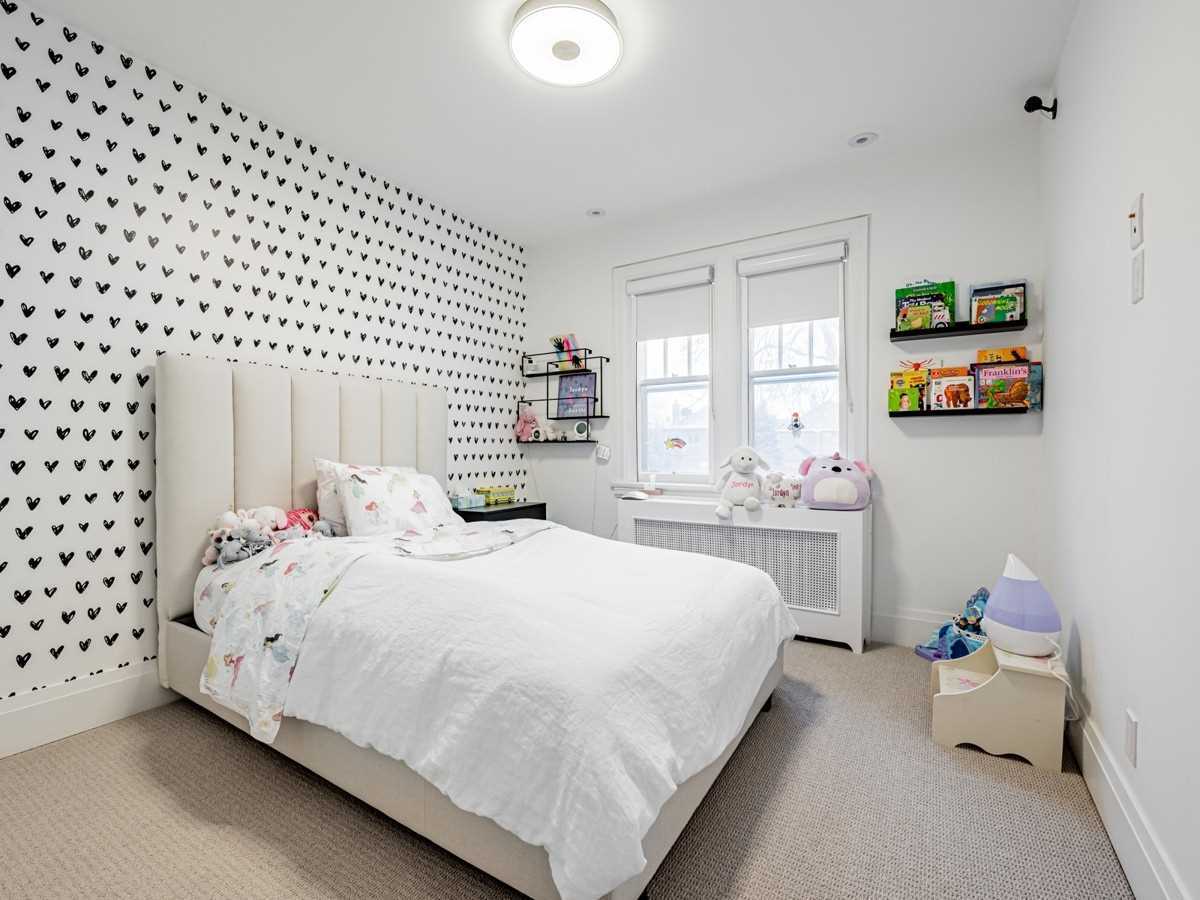 18 Peveril Hill N, Toronto, ON M6C3B1 | 3 Bedroom 3 Bathroom Detached House | Image 19