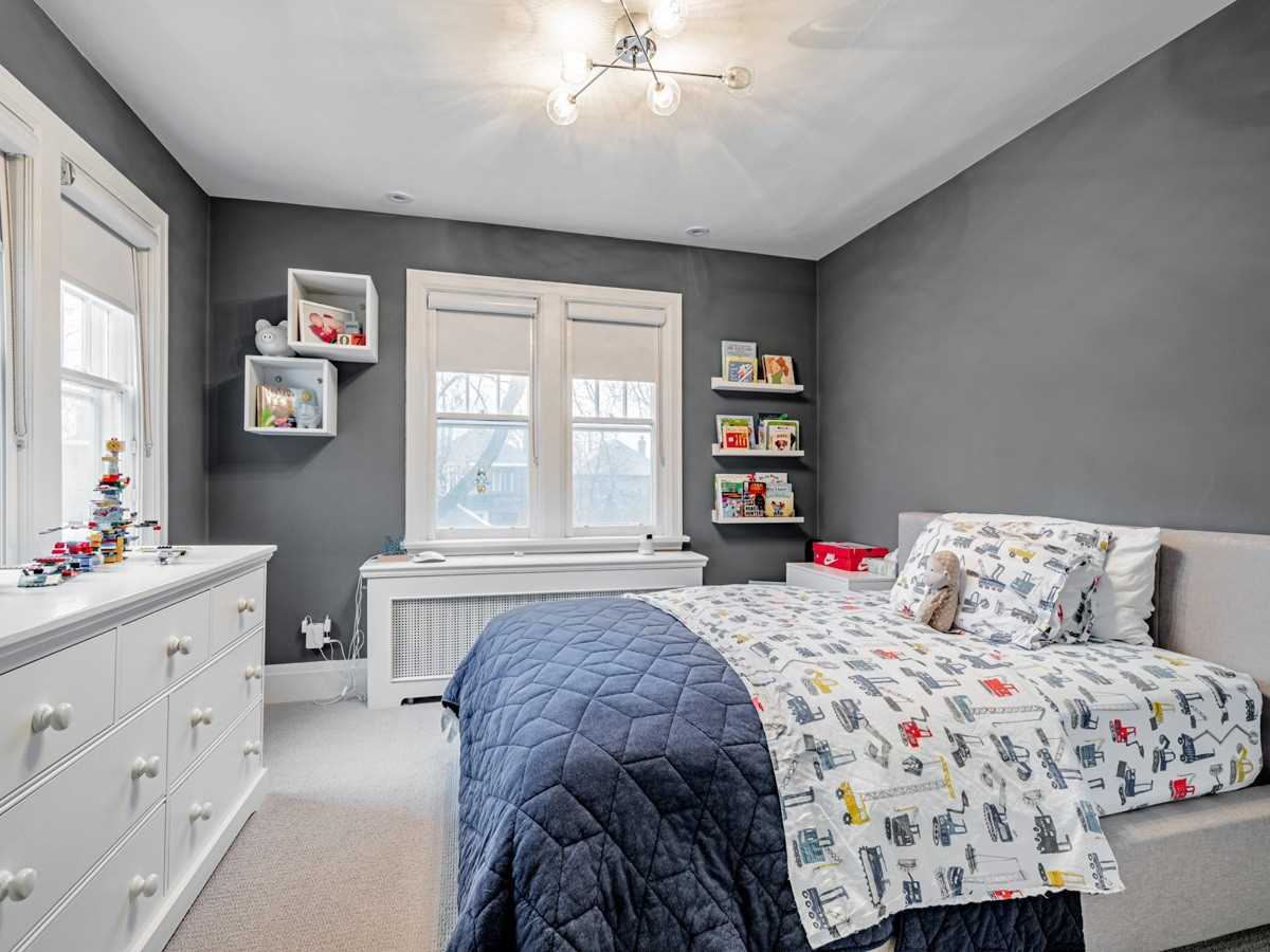18 Peveril Hill N, Toronto, ON M6C3B1 | 3 Bedroom 3 Bathroom Detached House | Image 21