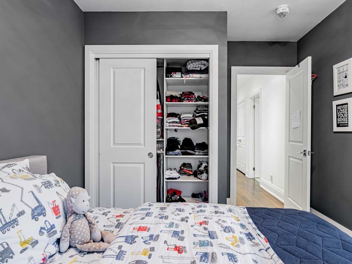18 Peveril Hill N, Toronto, ON M6C3B1 | 3 Bedroom 3 Bathroom Detached House | Image 22