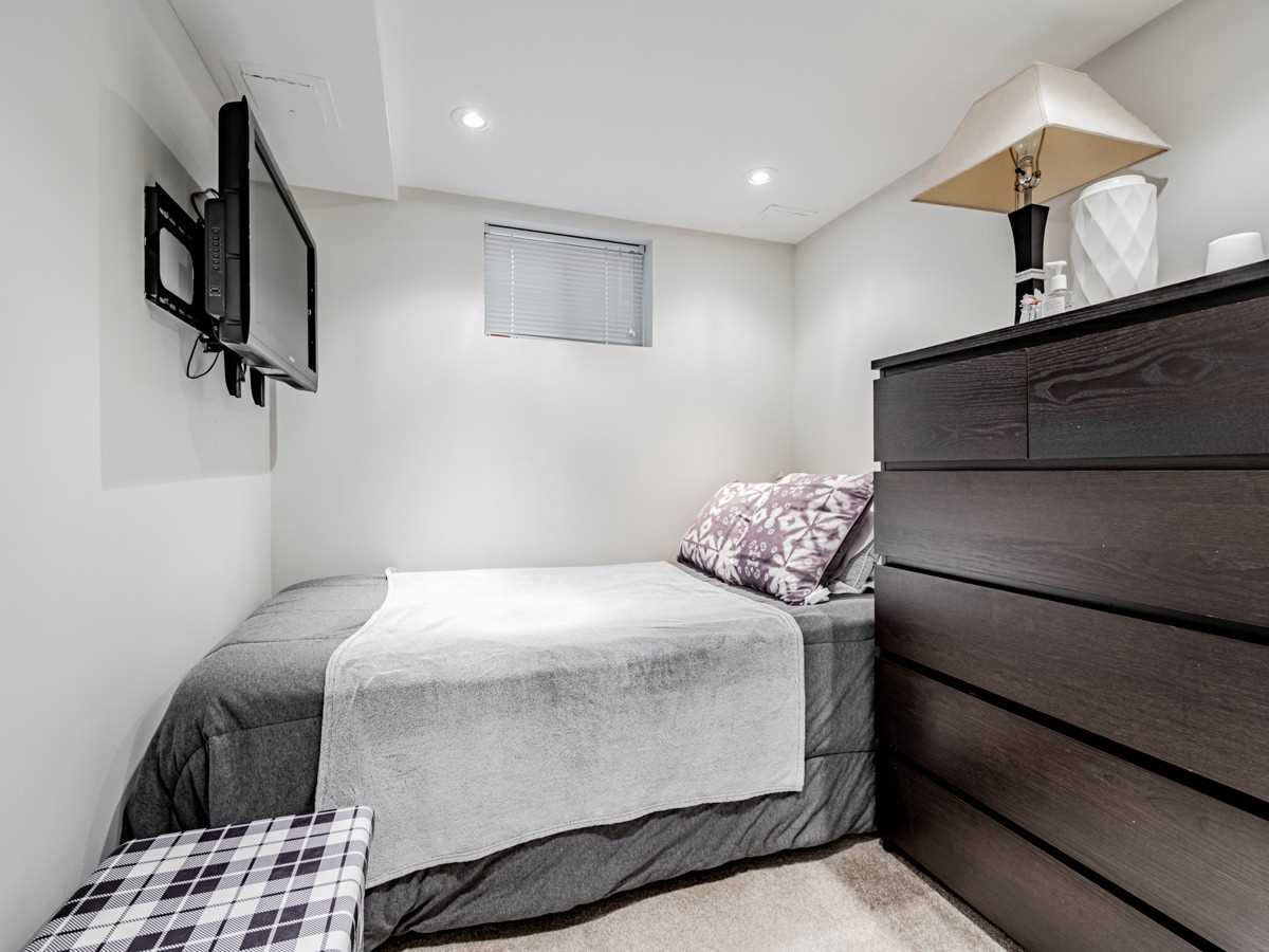18 Peveril Hill N, Toronto, ON M6C3B1 | 3 Bedroom 3 Bathroom Detached House | Image 26