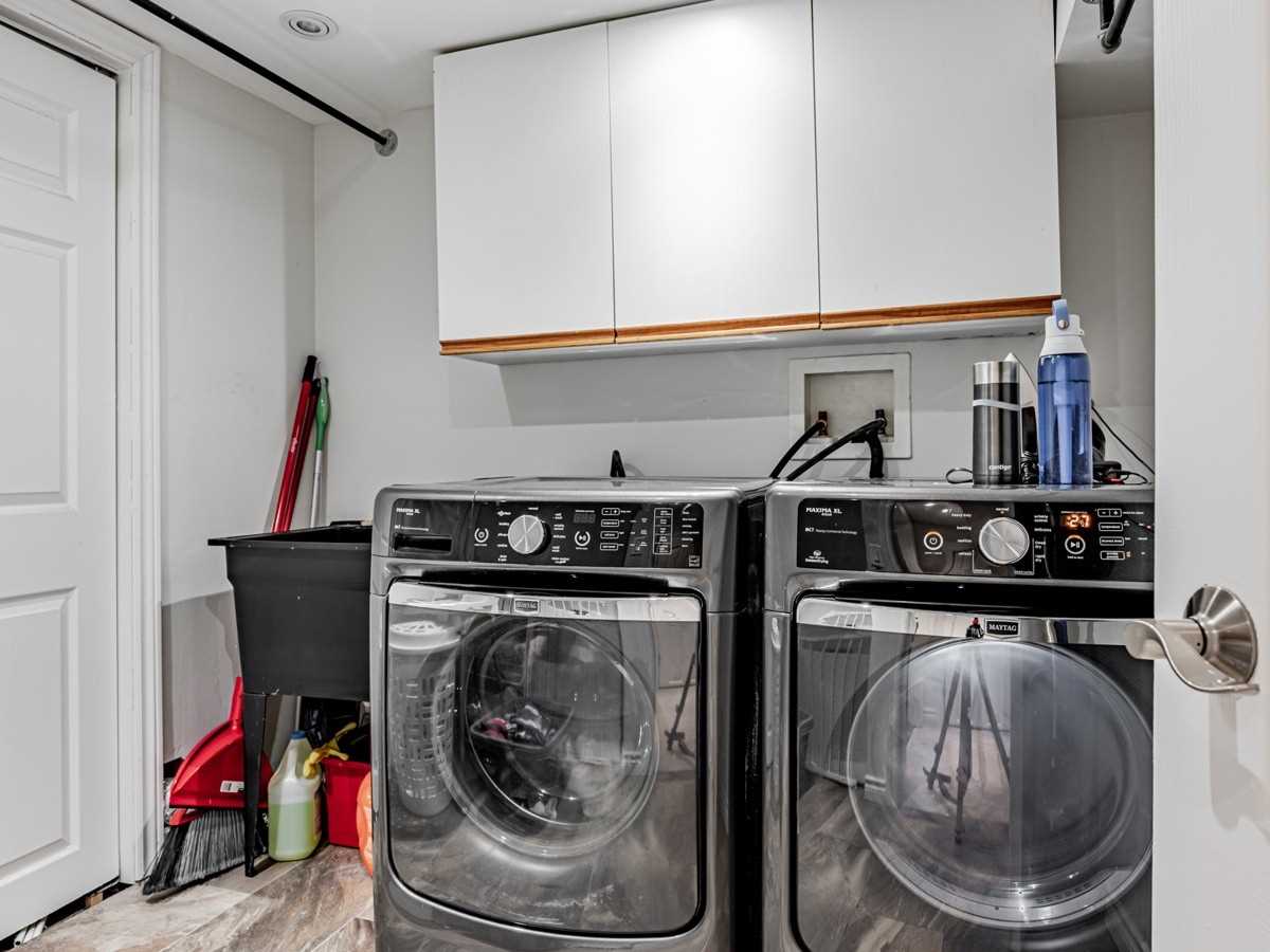 18 Peveril Hill N, Toronto, ON M6C3B1 | 3 Bedroom 3 Bathroom Detached House | Image 27