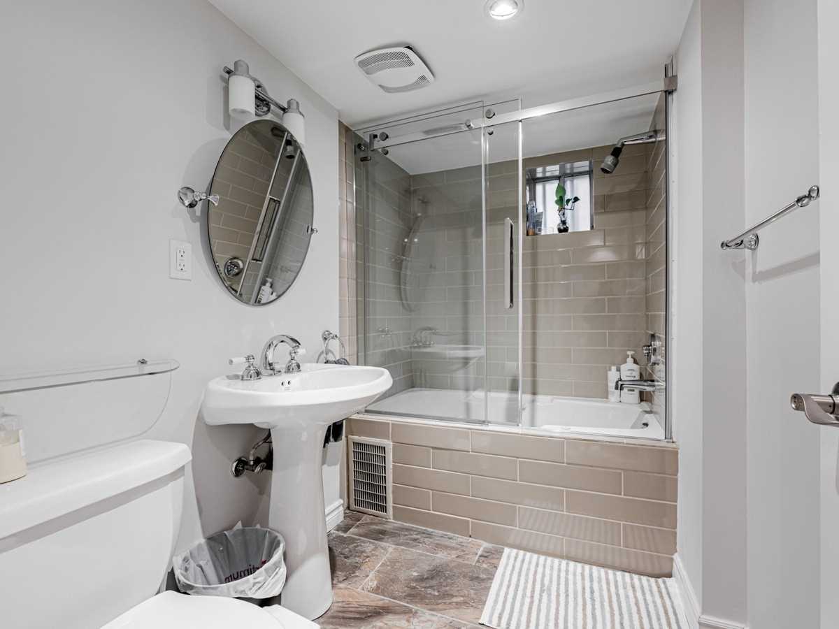 18 Peveril Hill N, Toronto, ON M6C3B1 | 3 Bedroom 3 Bathroom Detached House | Image 28