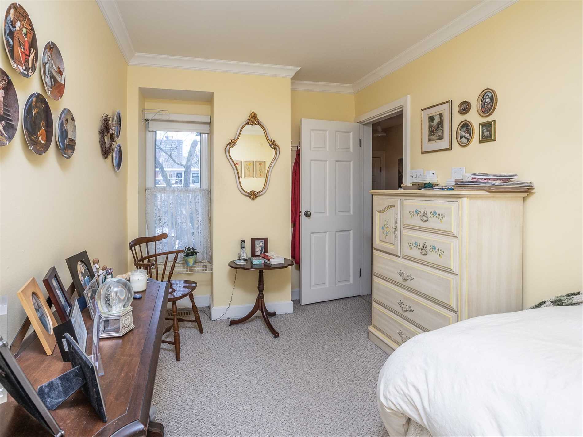 101 Marlborough Ave, Toronto, ON M5R1X5 | 2 Bedroom 3 Bathroom Freehold Townhouse | Image 12