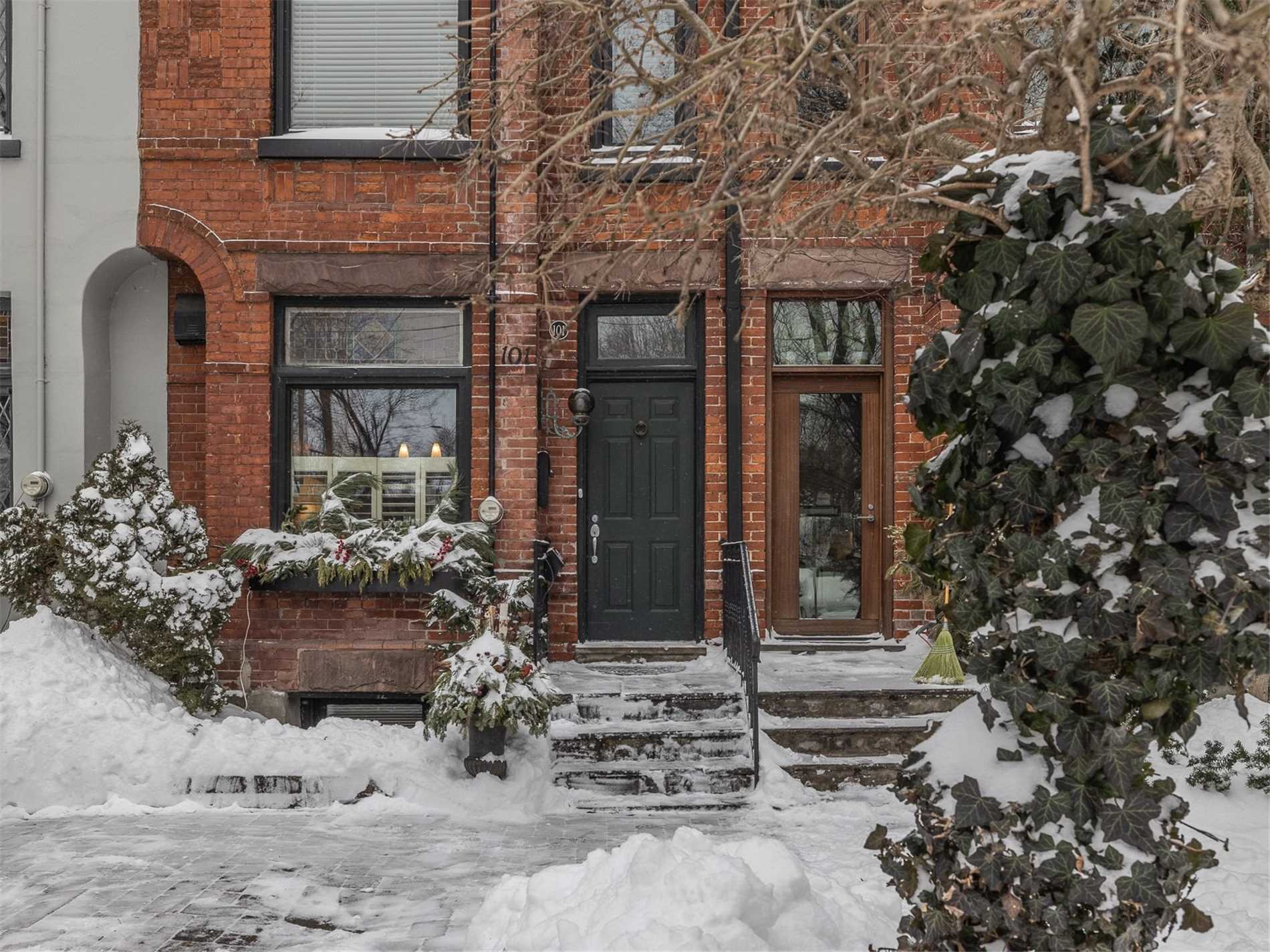 101 Marlborough Ave, Toronto, ON M5R1X5 | 2 Bedroom 3 Bathroom Freehold Townhouse | Image 2