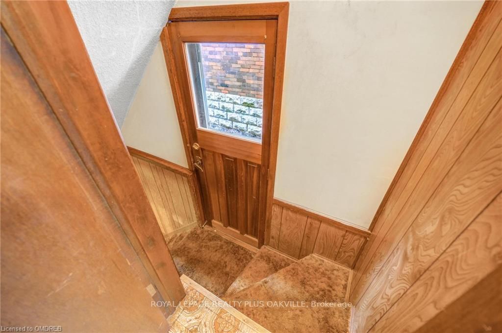 56 Glengarry Ave, Toronto, ON M5M1C9 | 3 Bedroom 2 Bathroom Semi-Detached House | Image 14