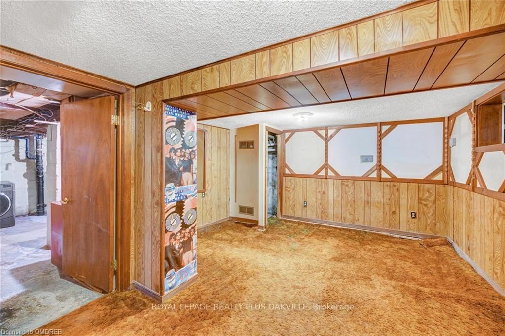 56 Glengarry Ave, Toronto, ON M5M1C9 | 3 Bedroom 2 Bathroom Semi-Detached House | Image 15