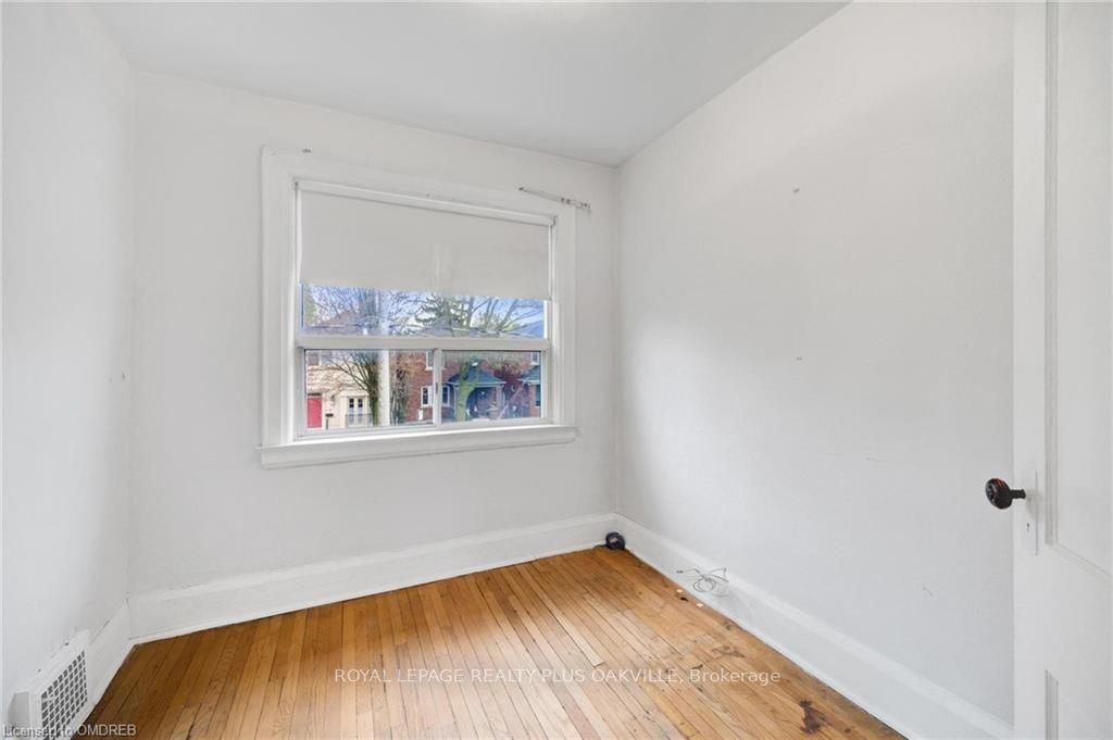 56 Glengarry Ave, Toronto, ON M5M1C9 | 3 Bedroom 2 Bathroom Semi-Detached House | Image 24