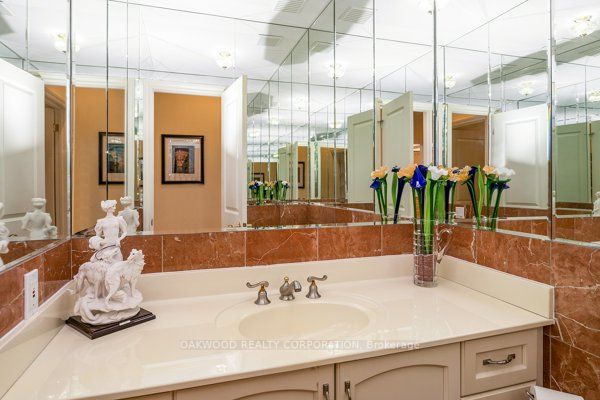 175 Charlton Blvd, Toronto, ON M2R2J2 | 4 Bedroom 6 Bathroom Detached House | Image 6