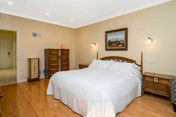 175 Charlton Blvd, Toronto, ON M2R2J2 | 4 Bedroom 6 Bathroom Detached House | Image 8