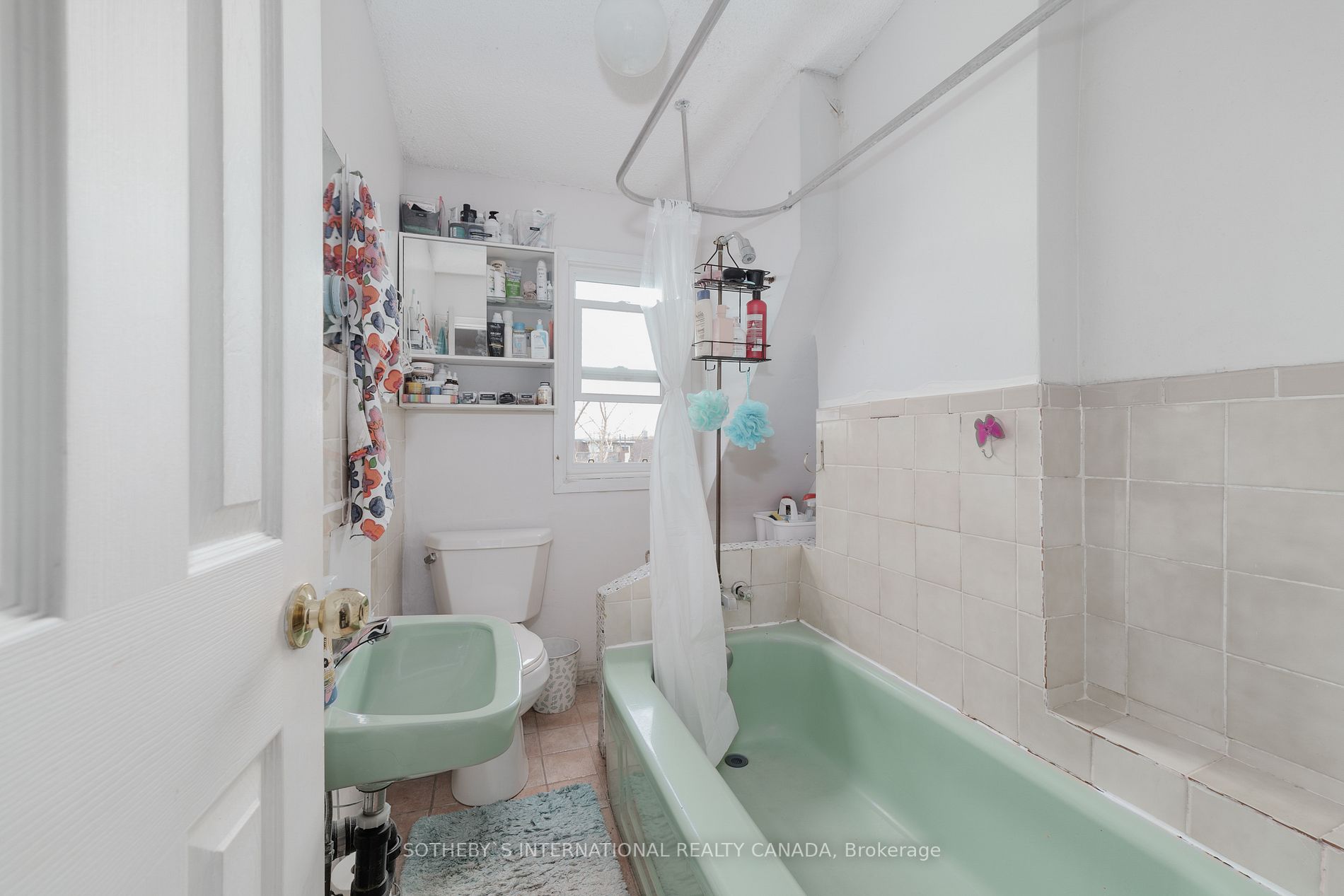 166 Grace St, Toronto, ON M6G3A6 | 5 Bedroom 4 Bathroom Semi-Detached House | Image 12