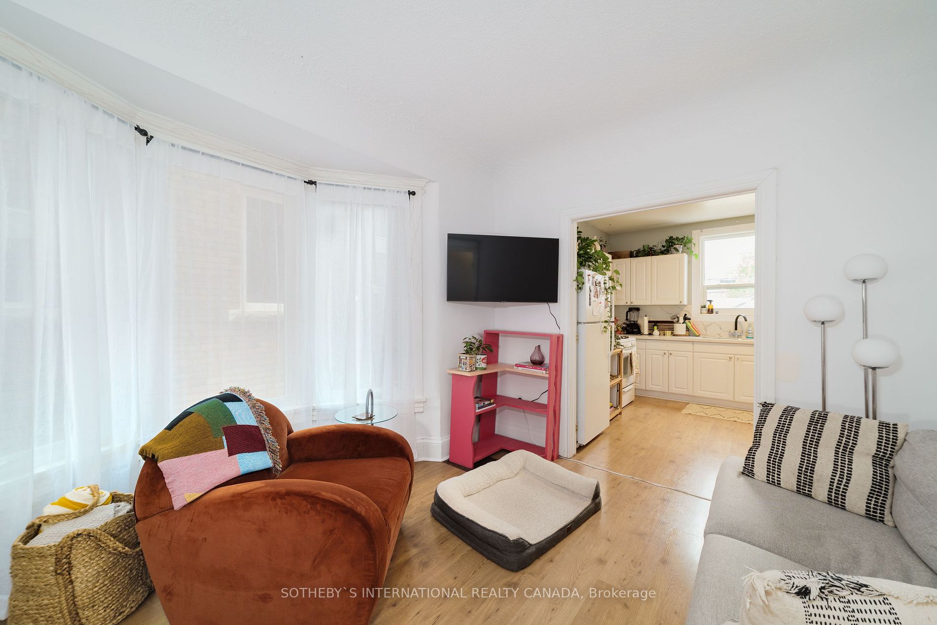 166 Grace St, Toronto, ON M6G3A6 | 5 Bedroom 4 Bathroom Semi-Detached House | Image 6