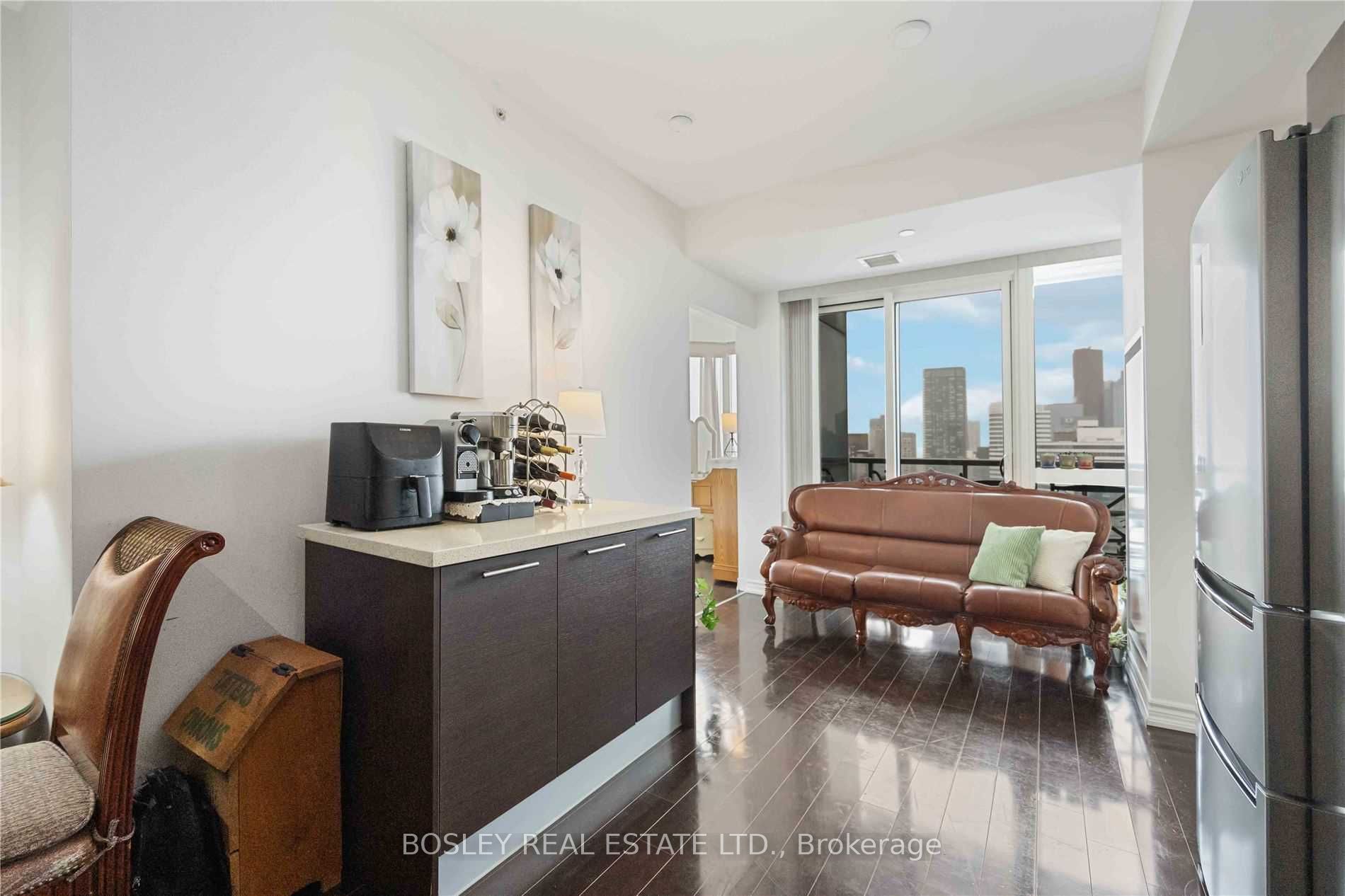 #3408 - 386 Yonge St, Toronto, ON M5B0A5 | 2 Bedroom 2 Bathroom Condo Apt | Image 3