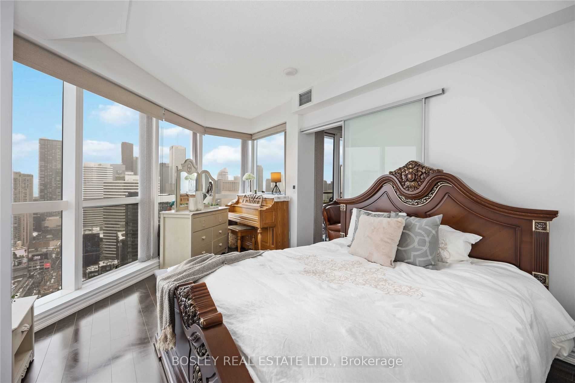 #3408 - 386 Yonge St, Toronto, ON M5B0A5 | 2 Bedroom 2 Bathroom Condo Apt | Image 6