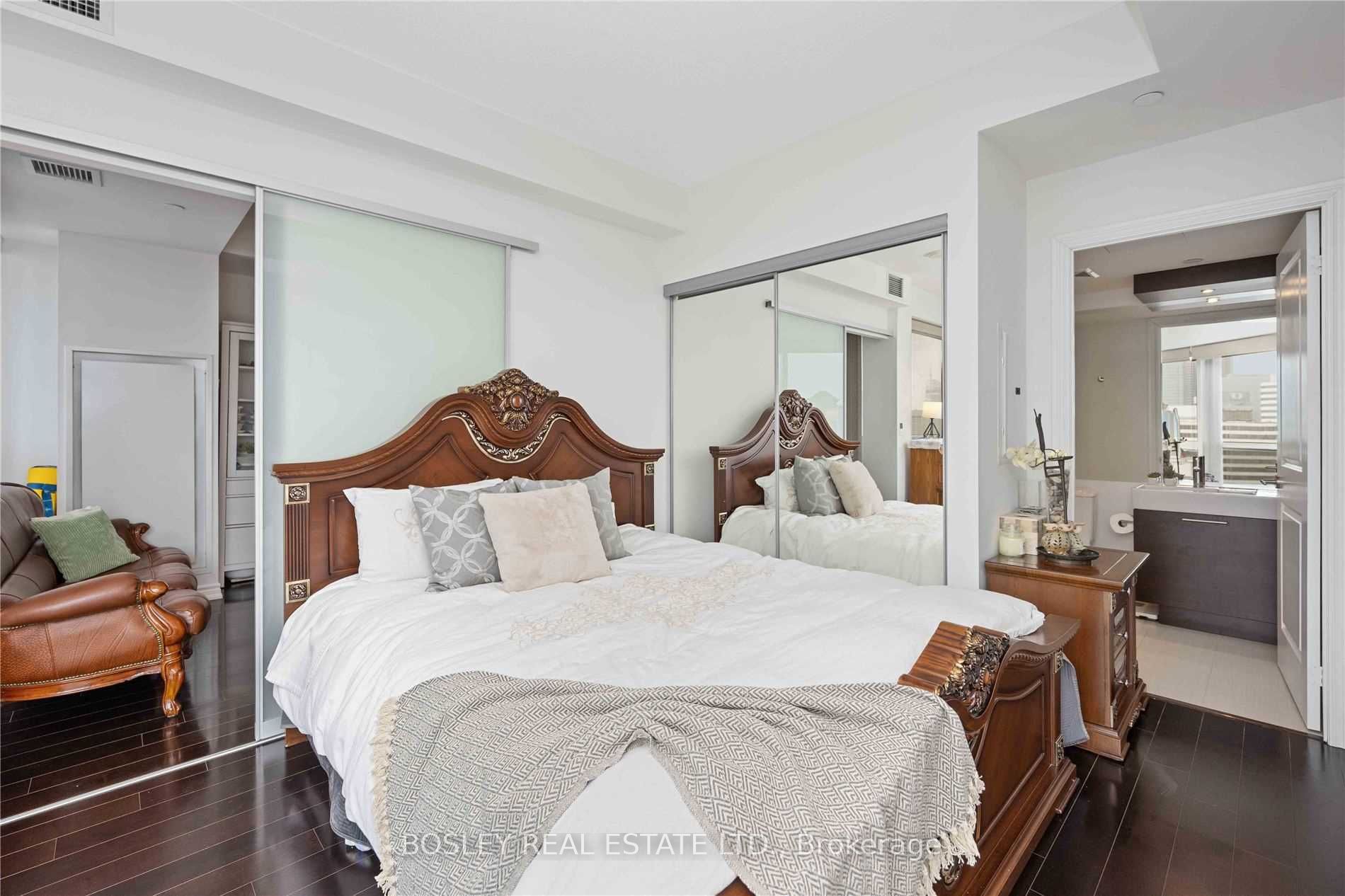 #3408 - 386 Yonge St, Toronto, ON M5B0A5 | 2 Bedroom 2 Bathroom Condo Apt | Image 7