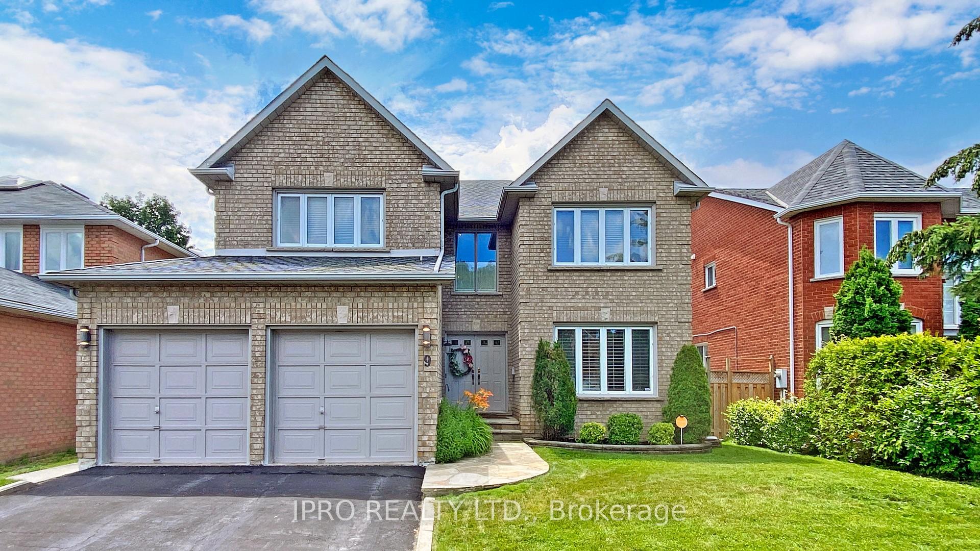 9 Jardin Hill Crt, Toronto, ON M2H3R8 | 5 Bedroom 3 Bathroom Detached House | Image 2