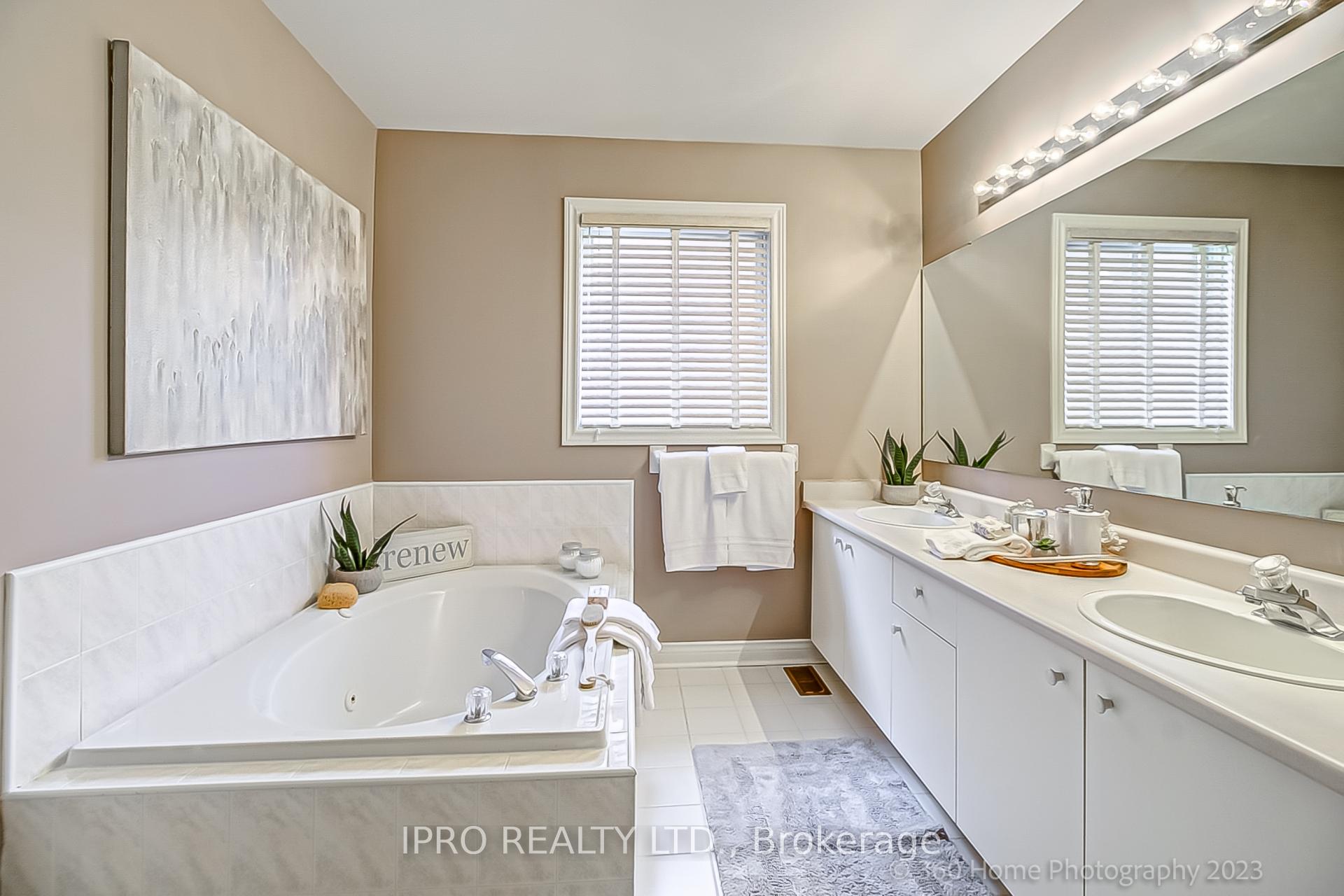 9 Jardin Hill Crt, Toronto, ON M2H3R8 | 5 Bedroom 3 Bathroom Detached House | Image 21