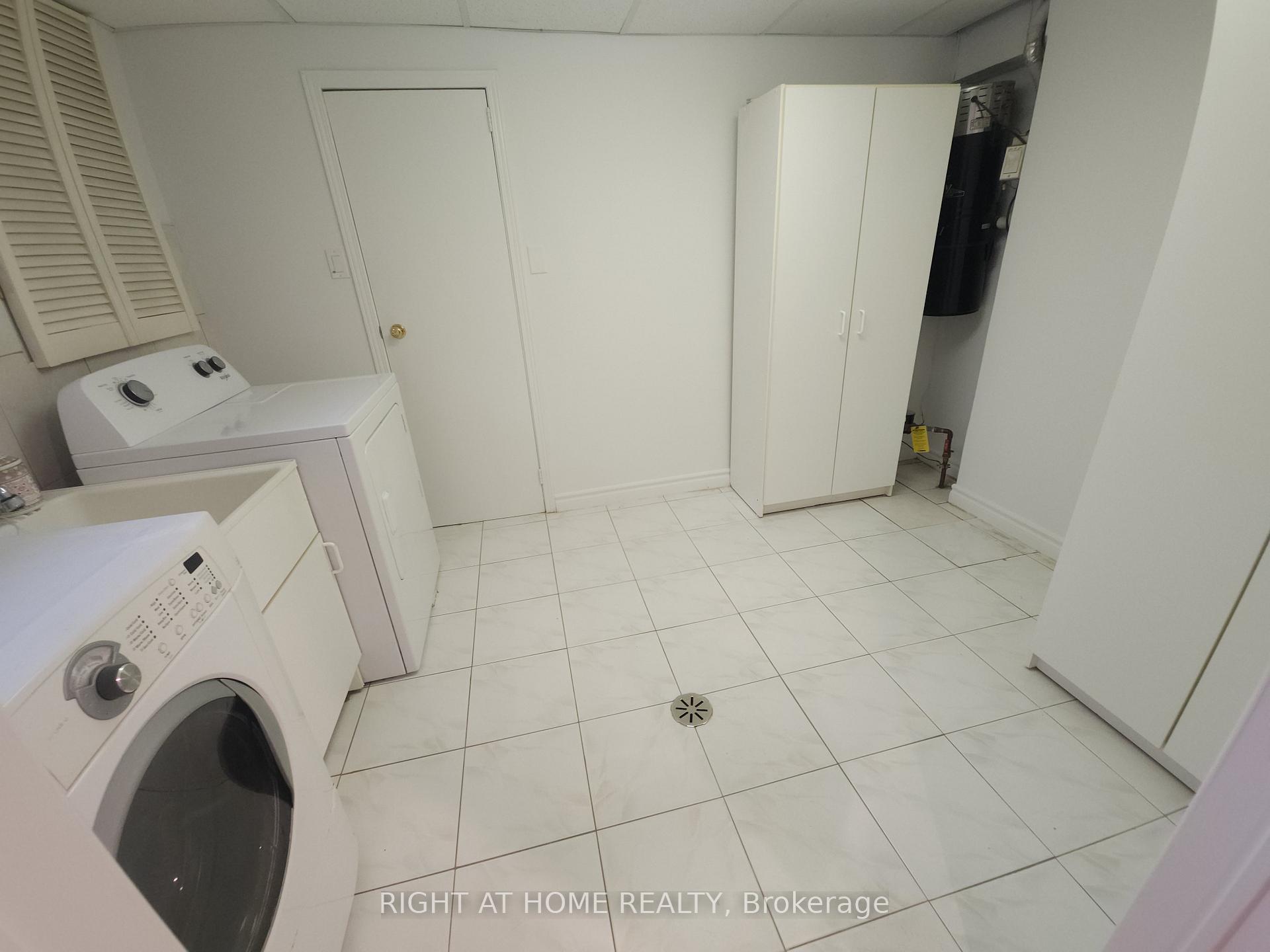 45 Mcallister Rd, Toronto, ON M3H2N1 | 3 Bedroom 3 Bathroom Detached House | Image 17