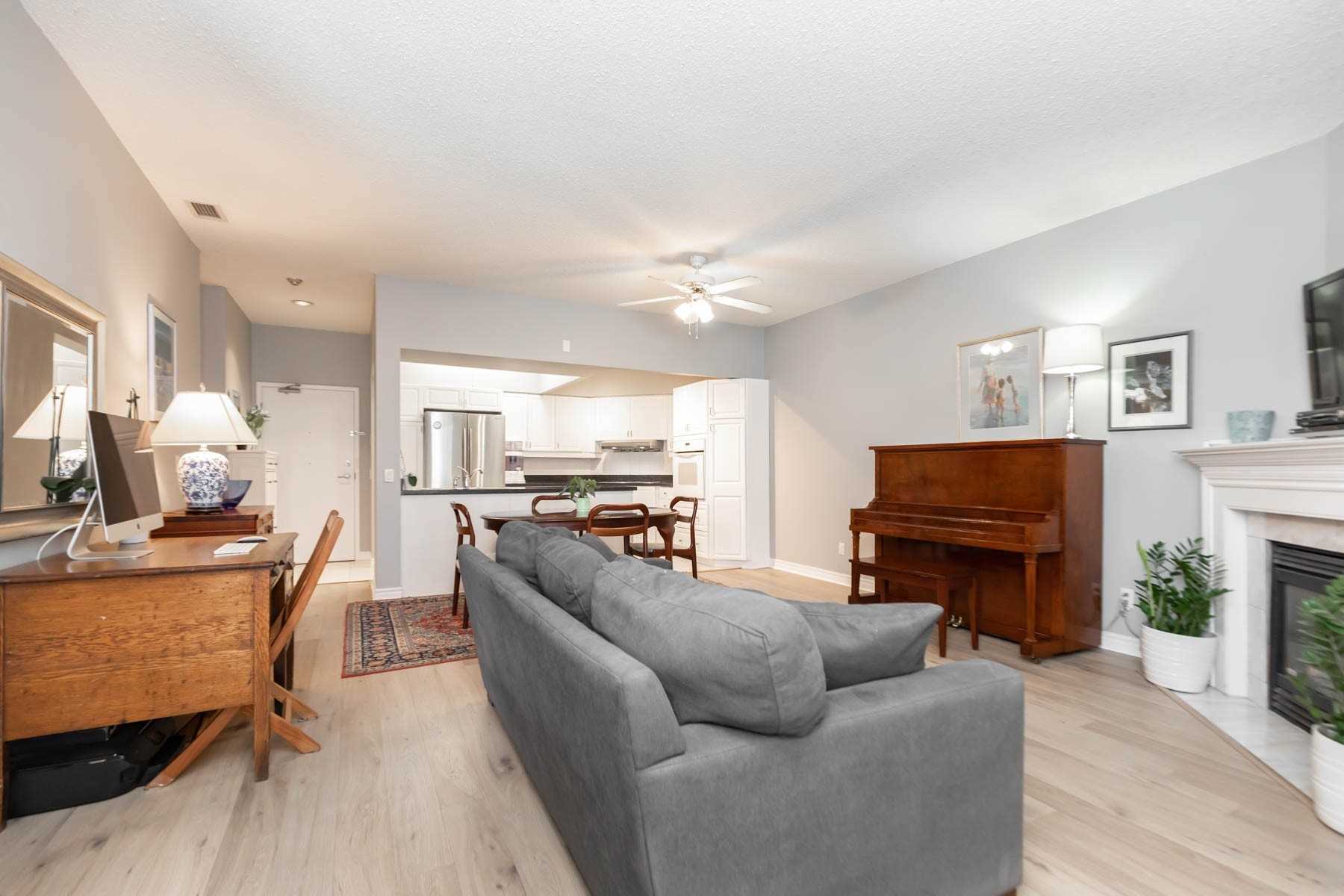 #109 - 211 Randolph Rd, Toronto, ON M4G4H1 | 2 Bedroom 2 Bathroom Condo Apt | Image 8