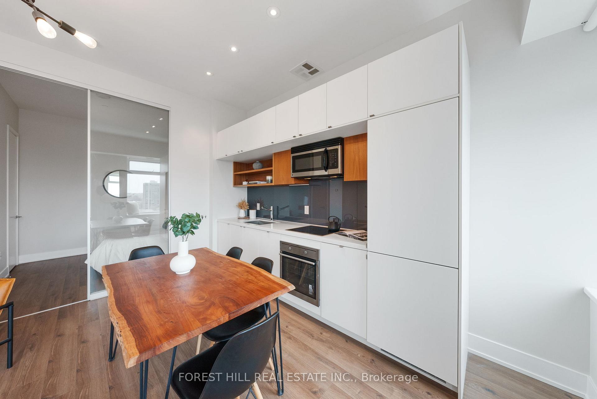 #1002 - 111 St Clair Ave W, Toronto, ON M4V1N5 | 1 Bedroom 1 Bathroom Condo Apt | Image 13