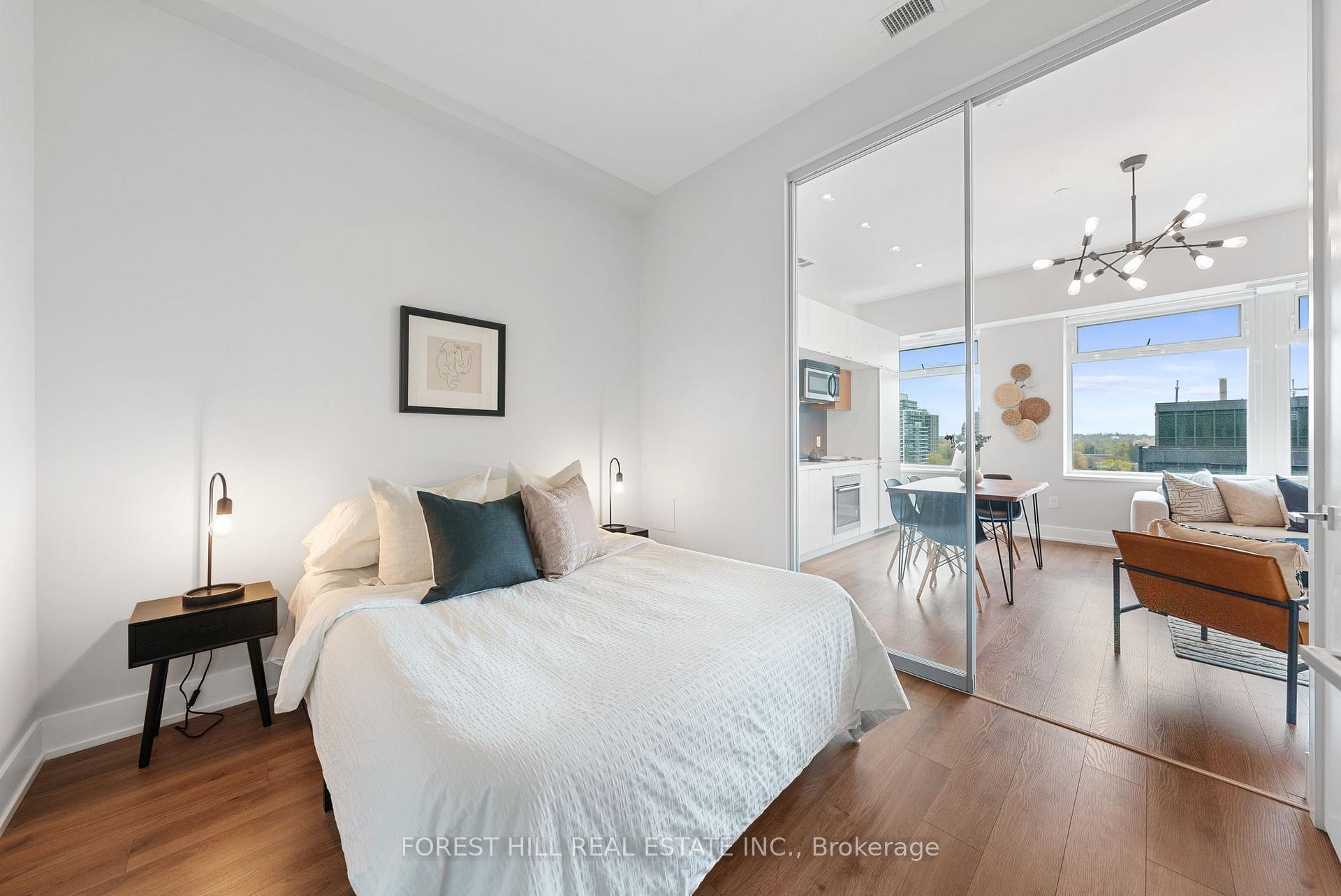 #1002 - 111 St Clair Ave W, Toronto, ON M4V1N5 | 1 Bedroom 1 Bathroom Condo Apt | Image 18