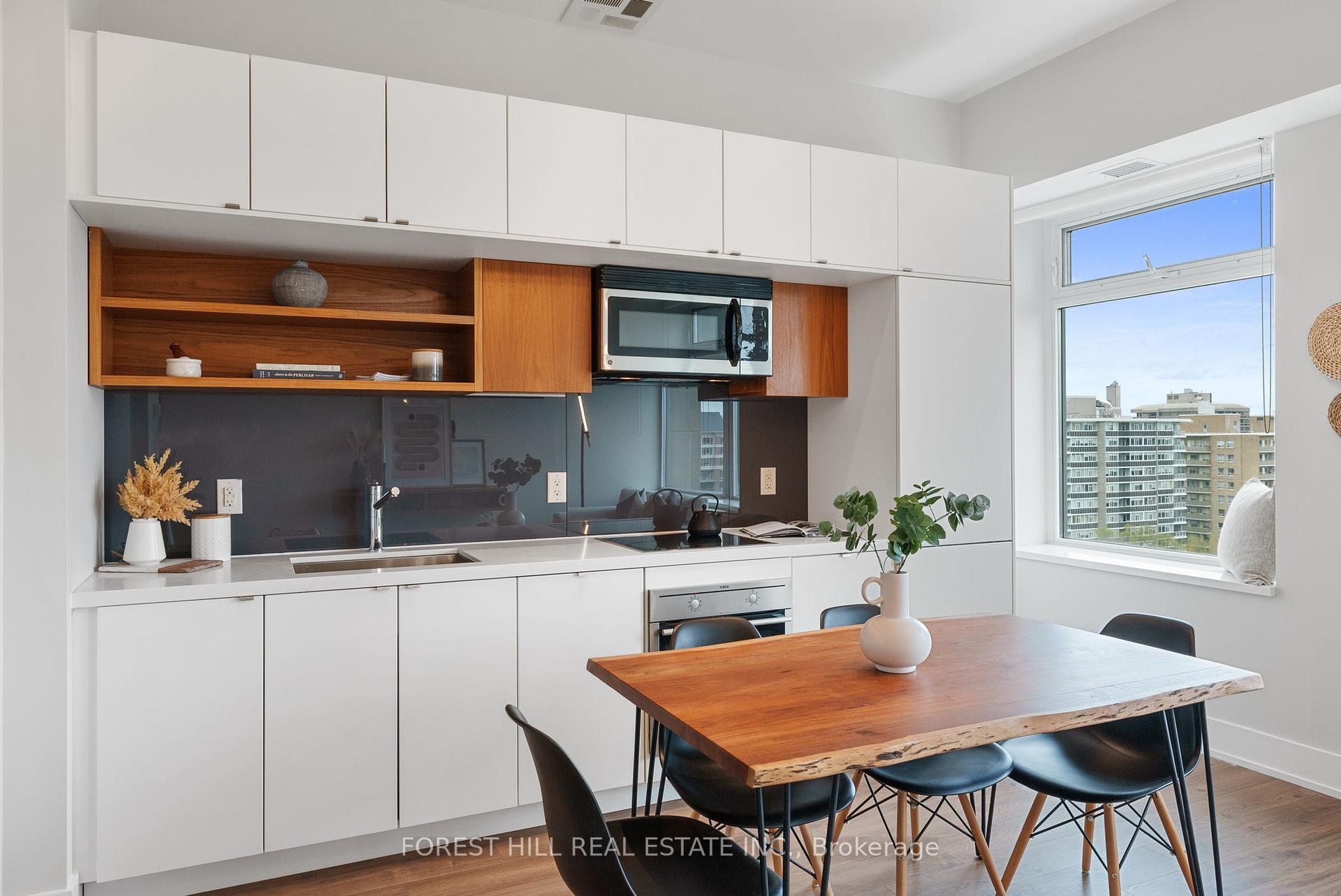 #1002 - 111 St Clair Ave W, Toronto, ON M4V1N5 | 1 Bedroom 1 Bathroom Condo Apt | Image 8