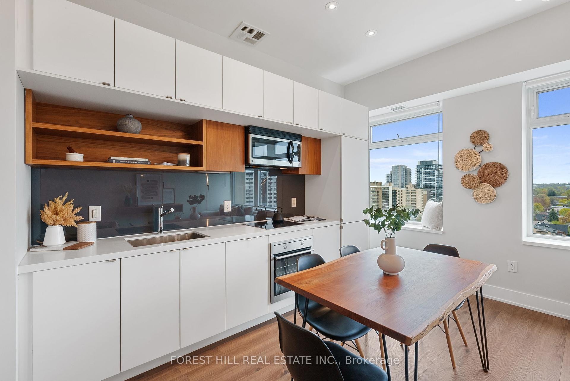 #1002 - 111 St Clair Ave W, Toronto, ON M4V1N5 | 1 Bedroom 1 Bathroom Condo Apt | Image 9