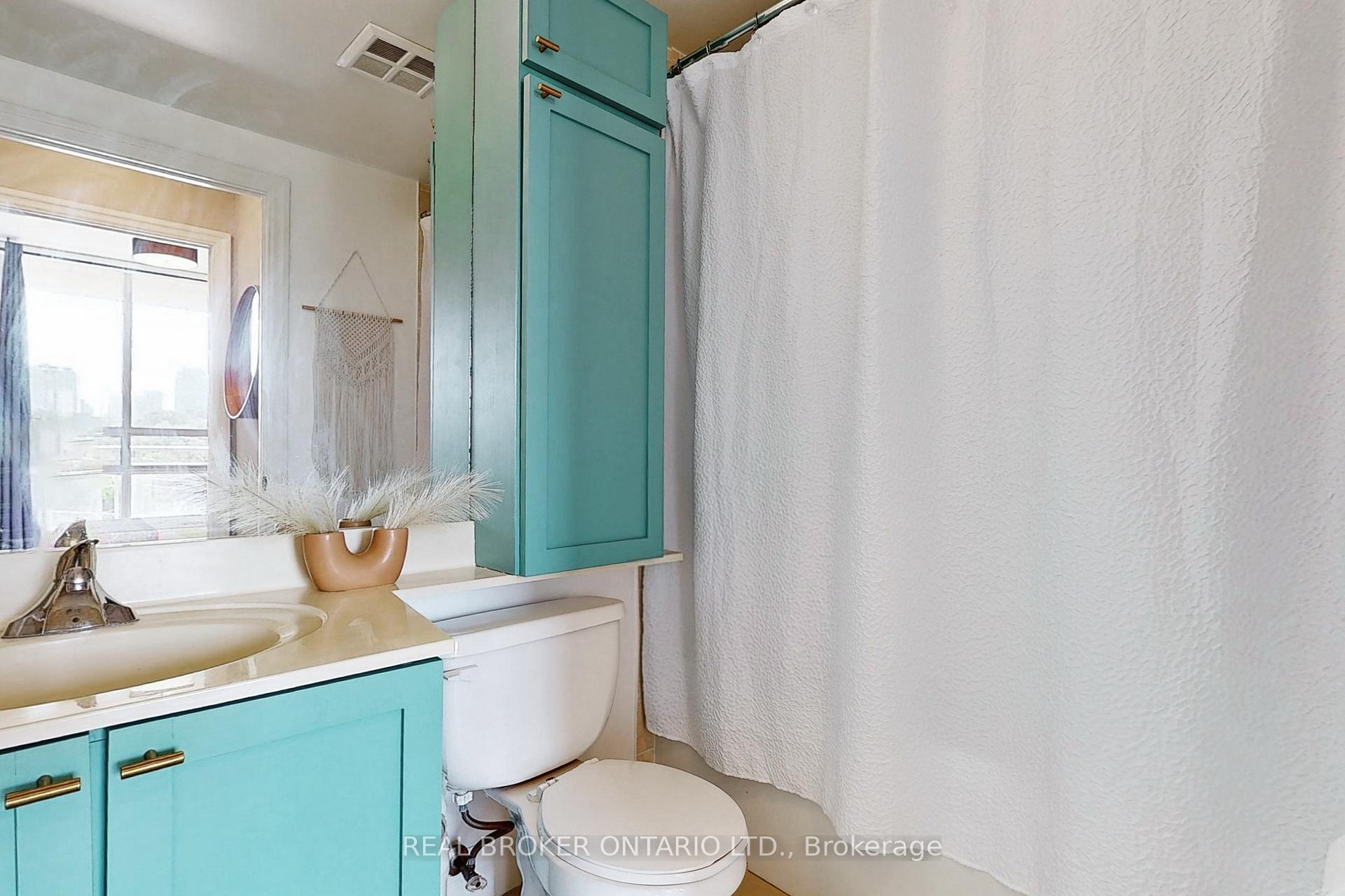 #505 - 1801 Bayview Ave, Toronto, ON M4G4K2 | 2 Bedroom 2 Bathroom Condo Apt | Image 22