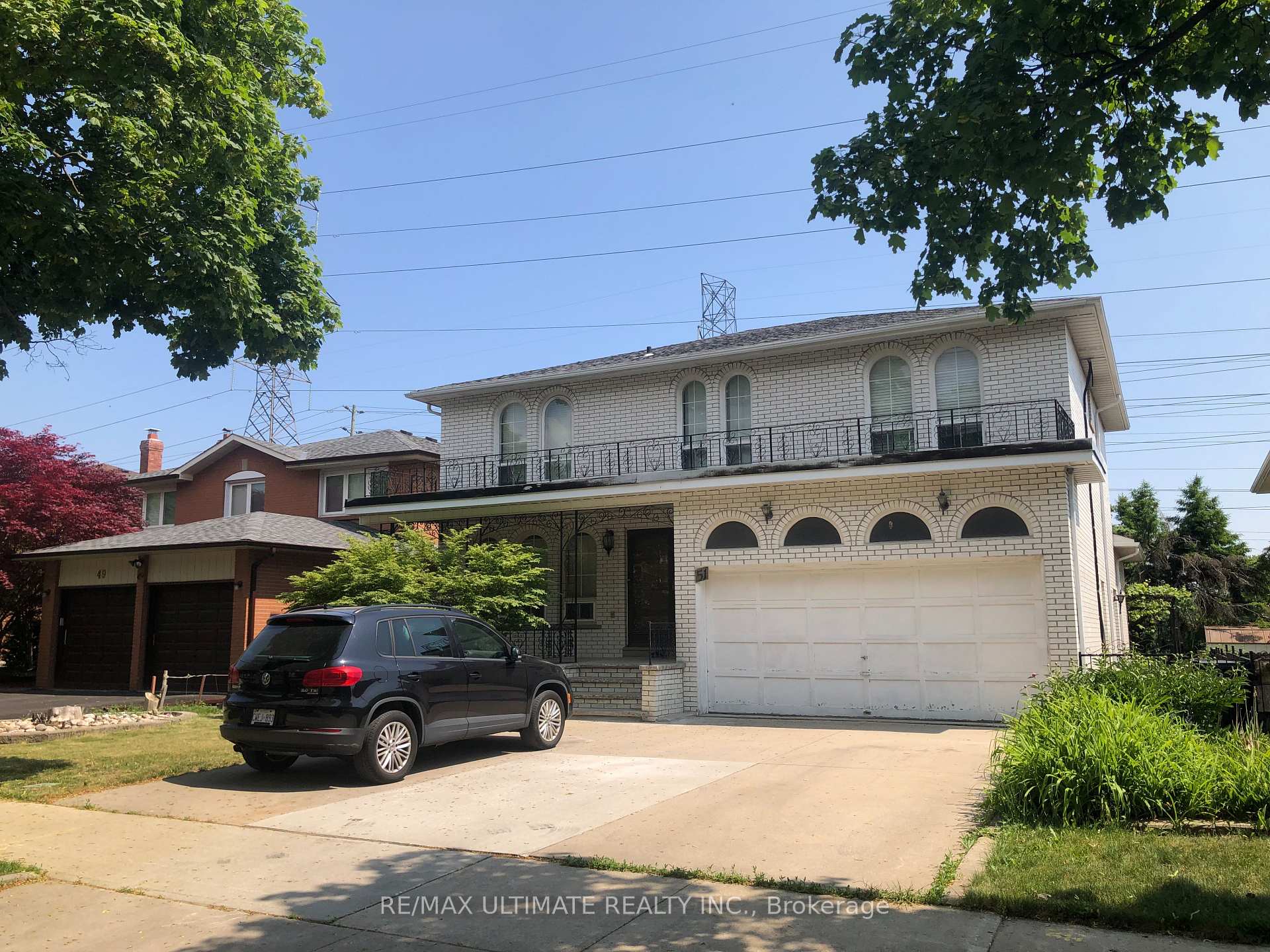 51 Charlton Blvd, Toronto, ON M2M1C1 | 4 Bedroom 4 Bathroom Detached House | Image 2