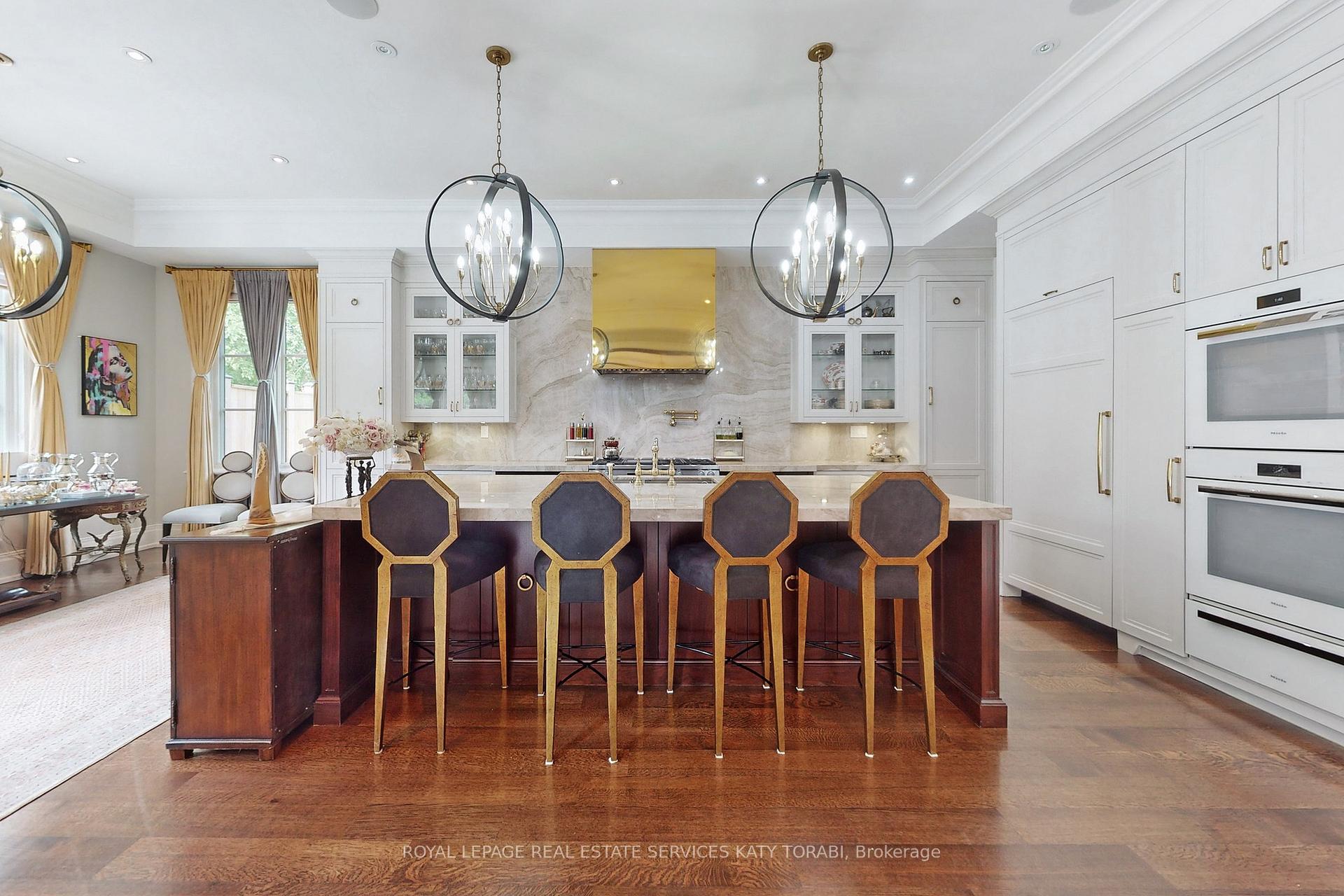 26 Lauderdale Dr, Toronto, ON M2L2A9 | 4 Bedroom 10 Bathroom Detached House | Image 16