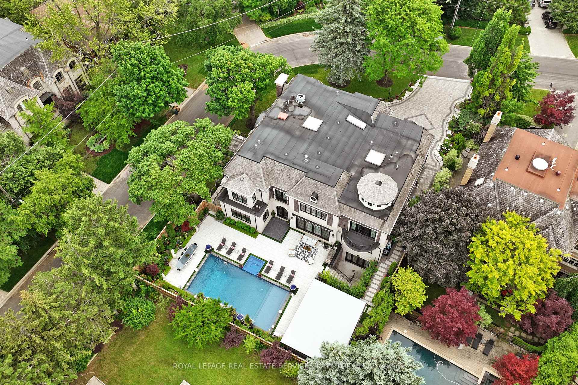 26 Lauderdale Dr, Toronto, ON M2L2A9 | 4 Bedroom 10 Bathroom Detached House | Image 25