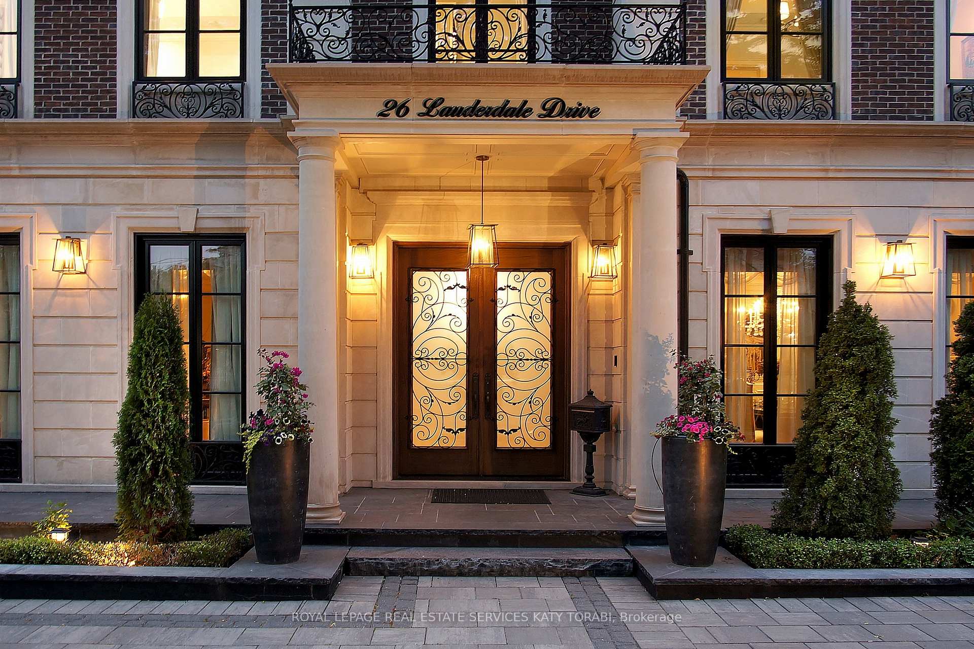 26 Lauderdale Dr, Toronto, ON M2L2A9 | 4 Bedroom 10 Bathroom Detached House | Image 6