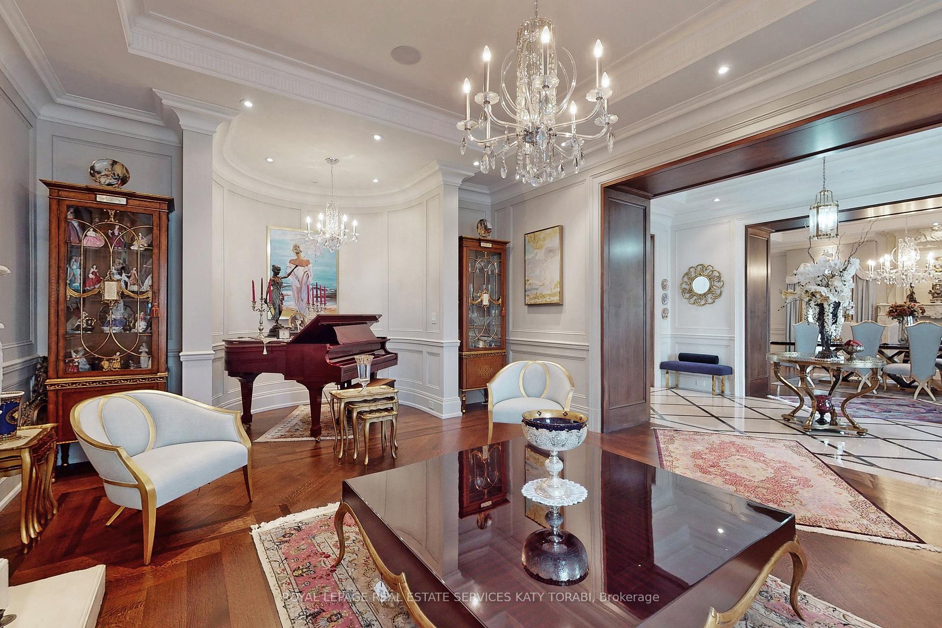 26 Lauderdale Dr, Toronto, ON M2L2A9 | 4 Bedroom 10 Bathroom Detached House | Image 9